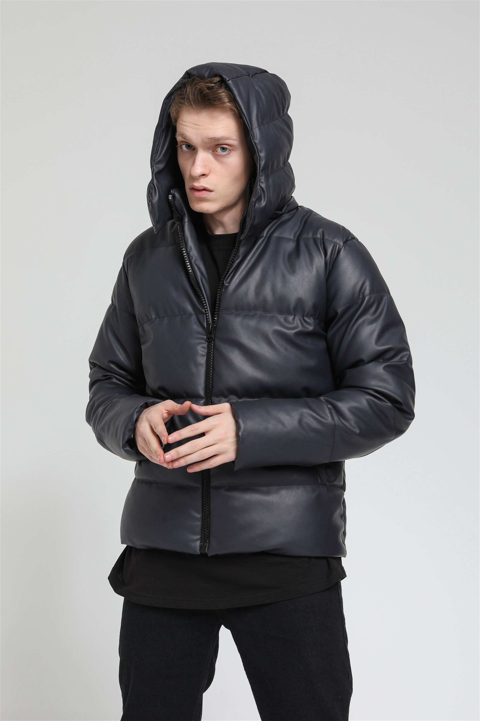 Kapüşonlu Şişme Deri Mont  R-2140