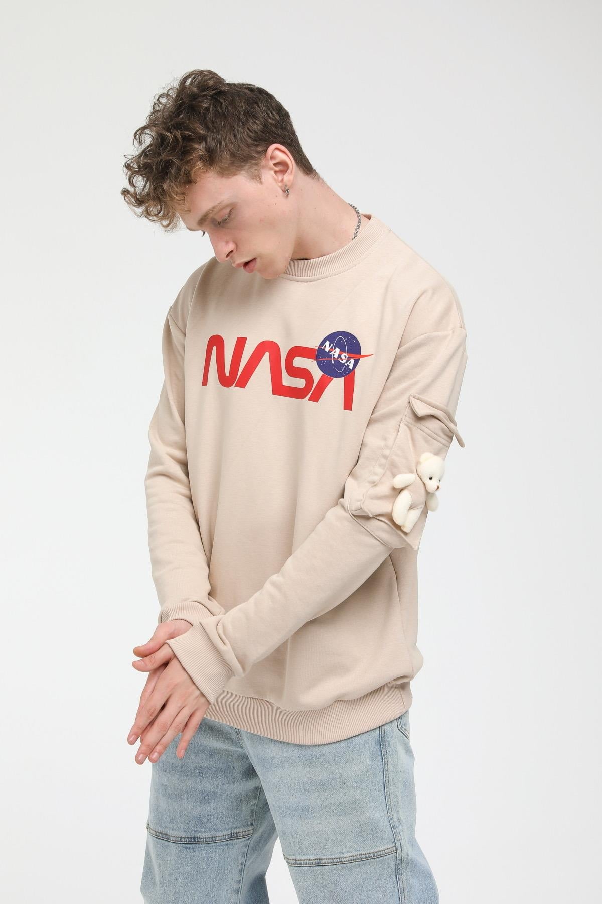 Kolu Ayıcık Detaylı Nasa Baskılı Sweat  R-5437