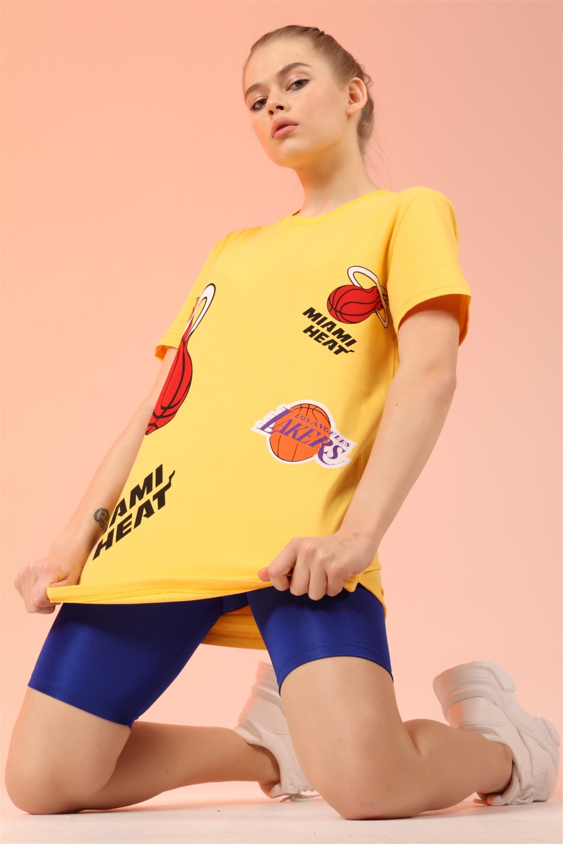 LAKER'S BASKILI T-SHİRT R-5192