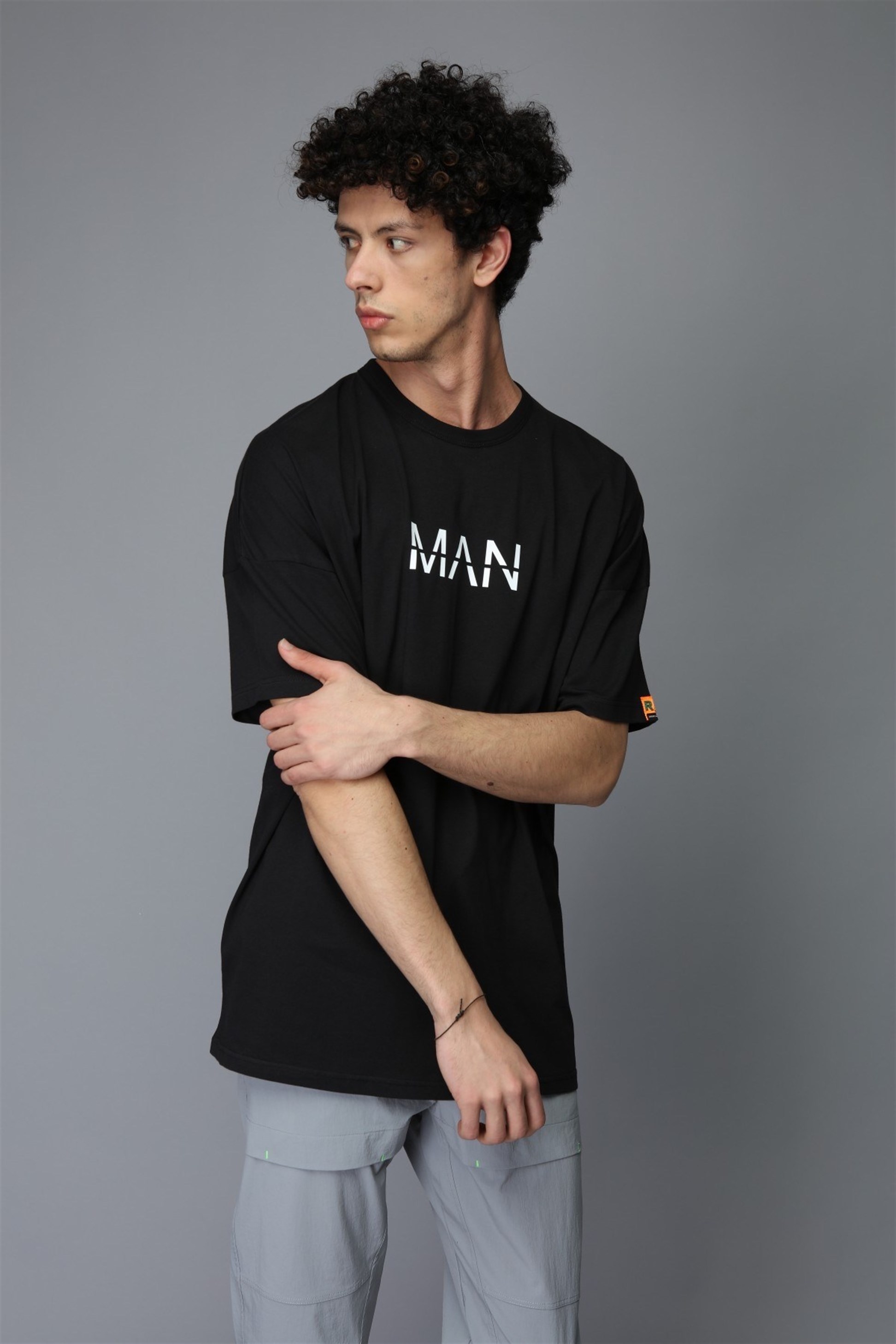 OVERSİZE MAN BASKILI T-SHİRT R-5265