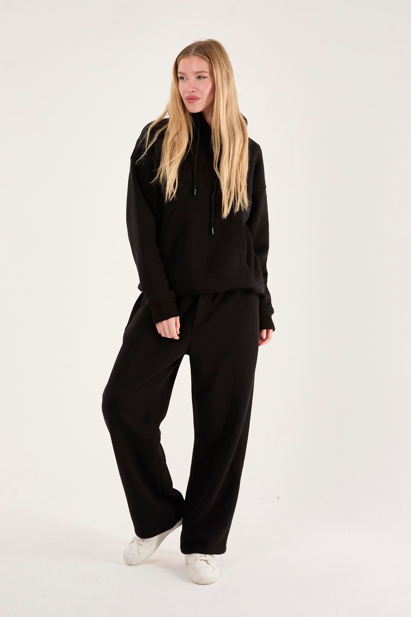 Q-1001 Q-4008 Kapüşonlu Sweat Bel Lastikli Pantolon Üç İplik Şardonlu Takım