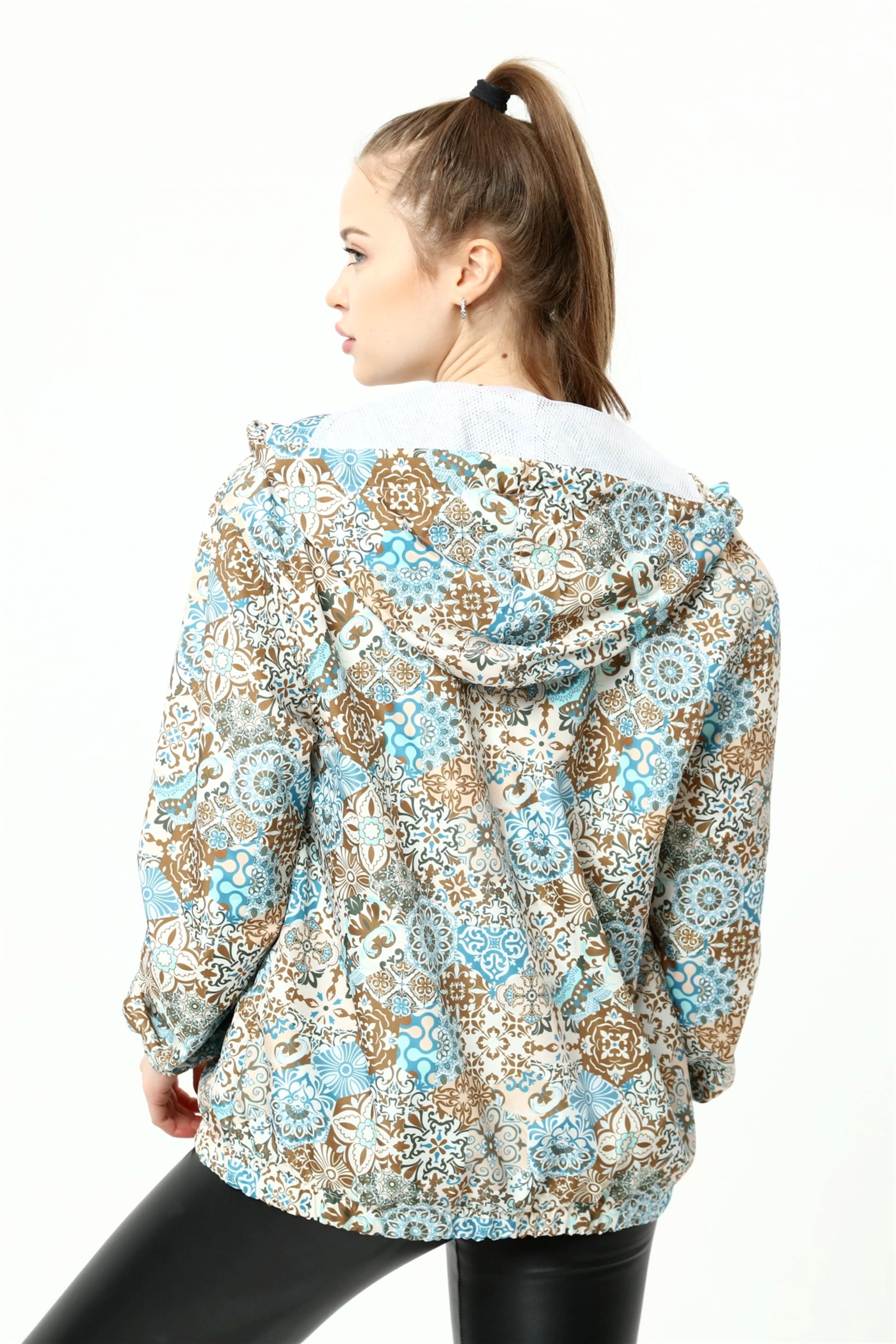 Q-2220 Şal Desenli Yağmurluk