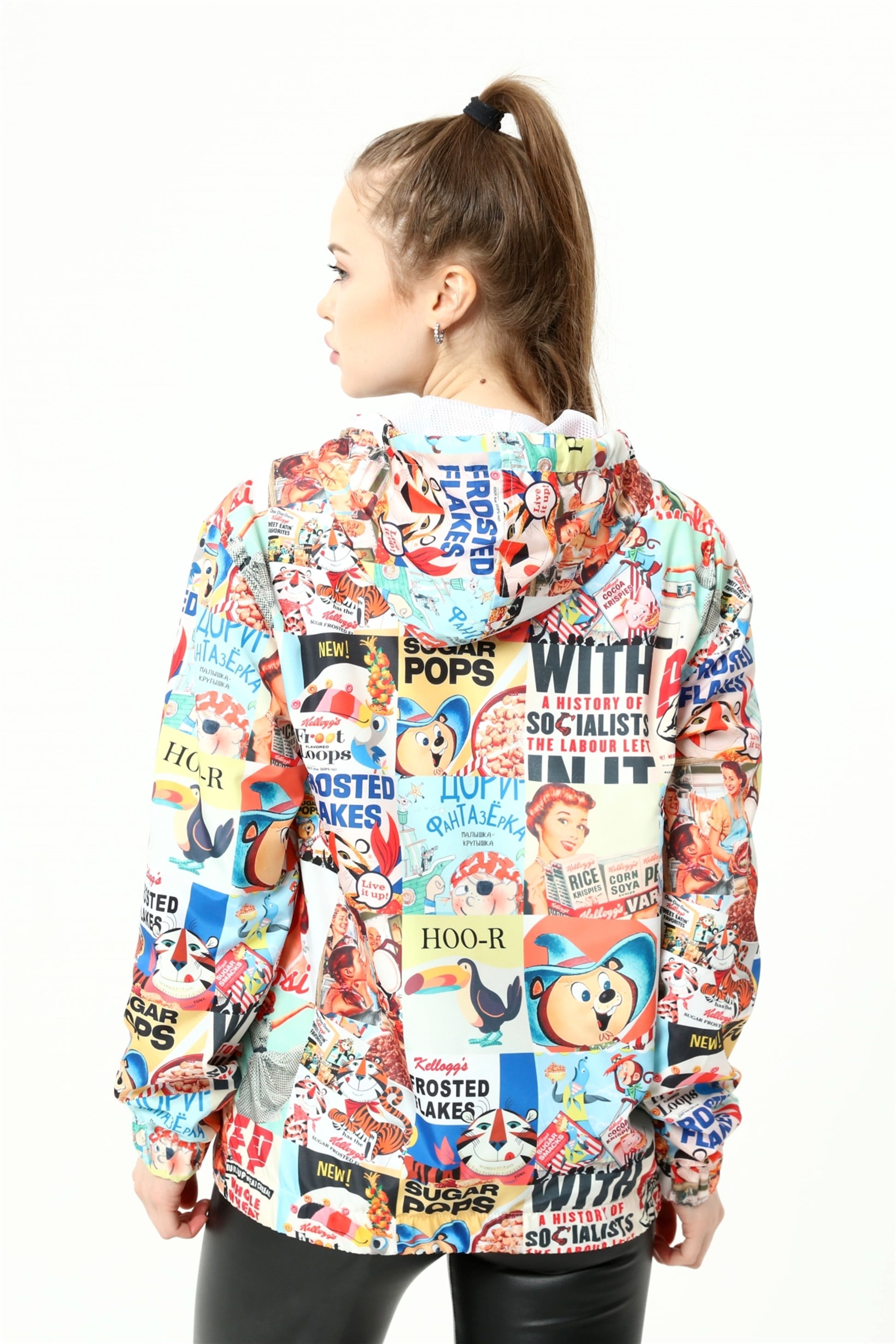 Q-2240 Pop-Art Baskılı Dijital Yağmurluk