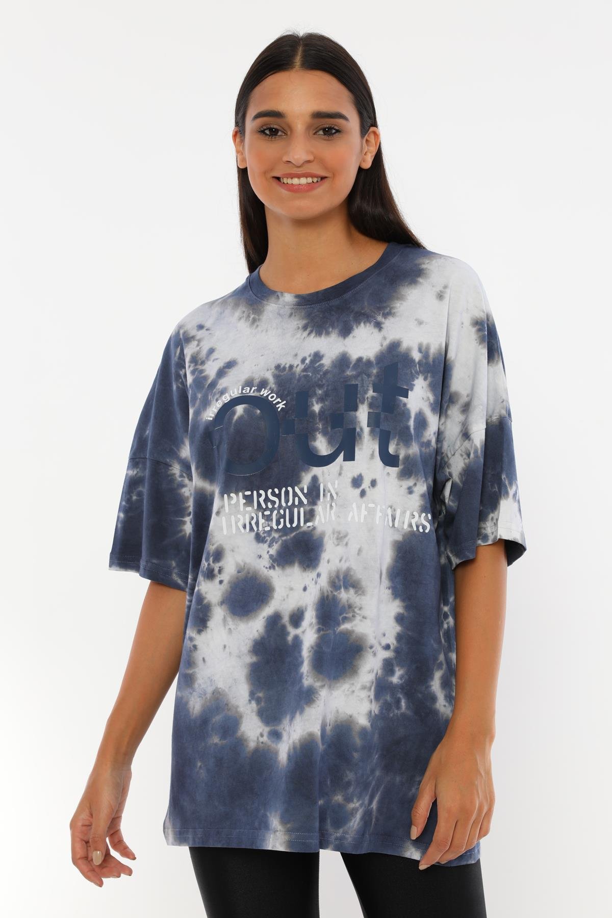 Q-5209 Out Yazı Baskılı Oversize Batik T-shirt