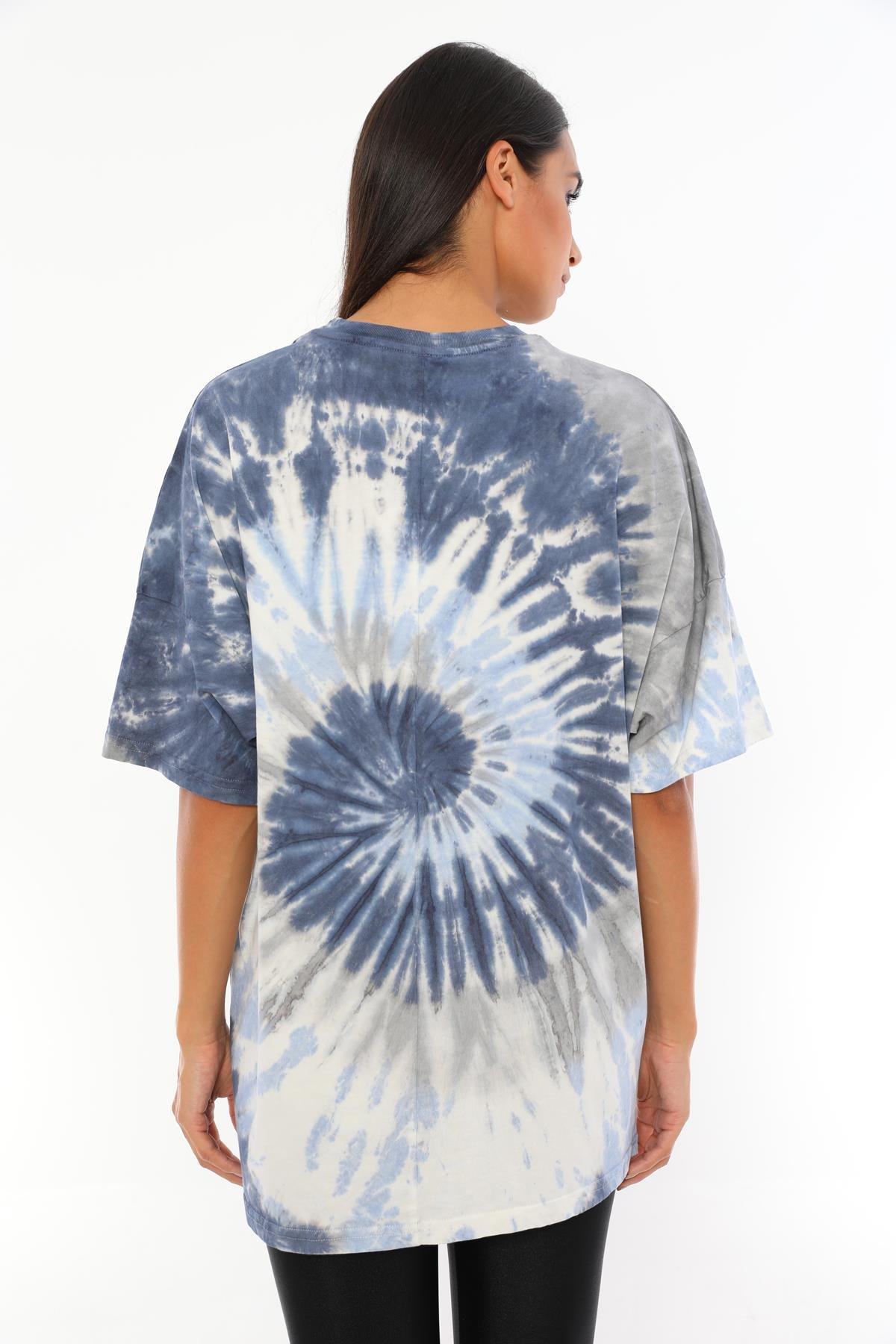Q-5209 The Realıstıc Yazı Baskılı Oversize Batik T-shirt