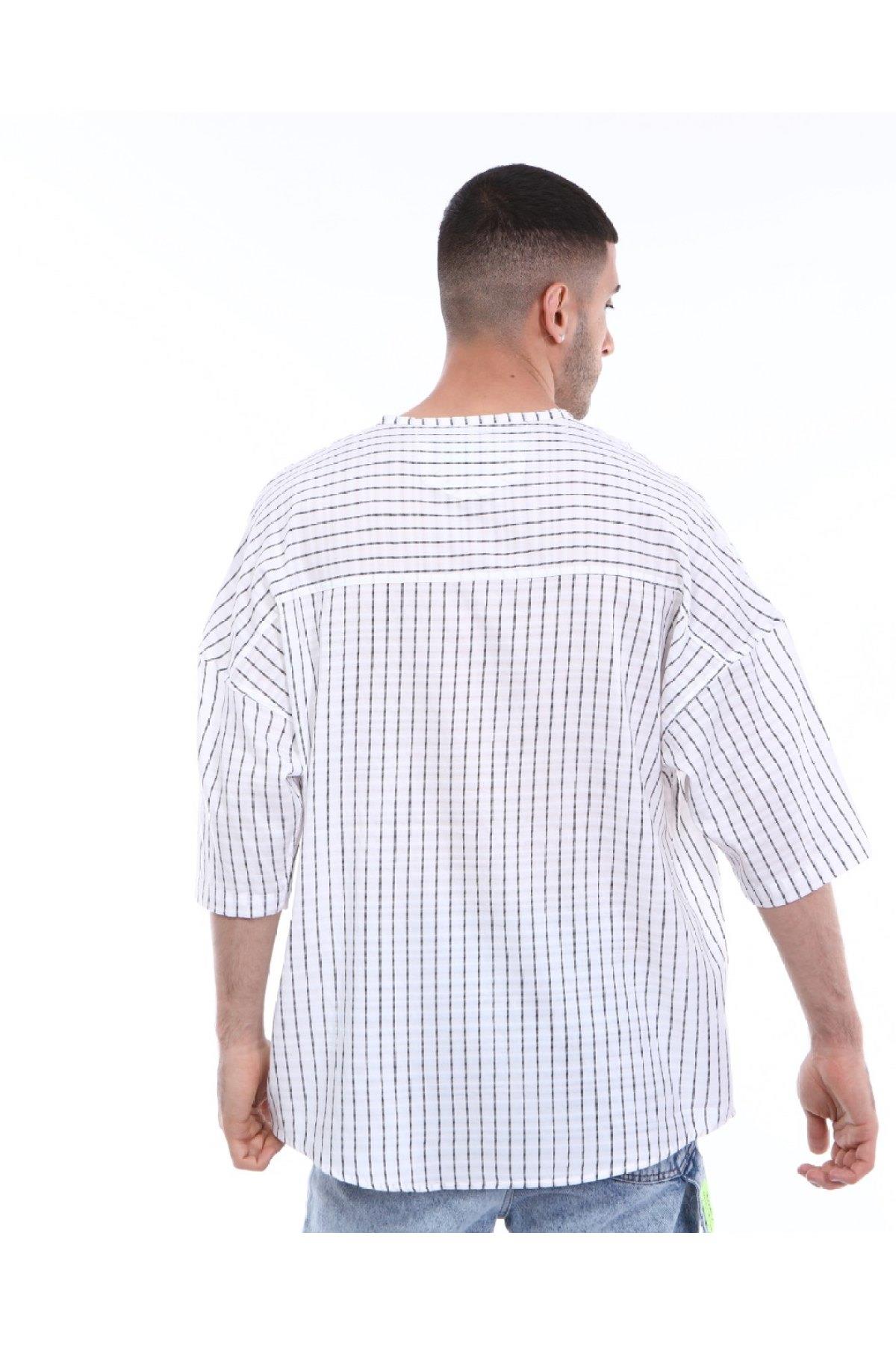R-3319 YAKASI BİYELİ ÇİZGİLİ OVERSİZE KISA KOLLU GÖMLEK