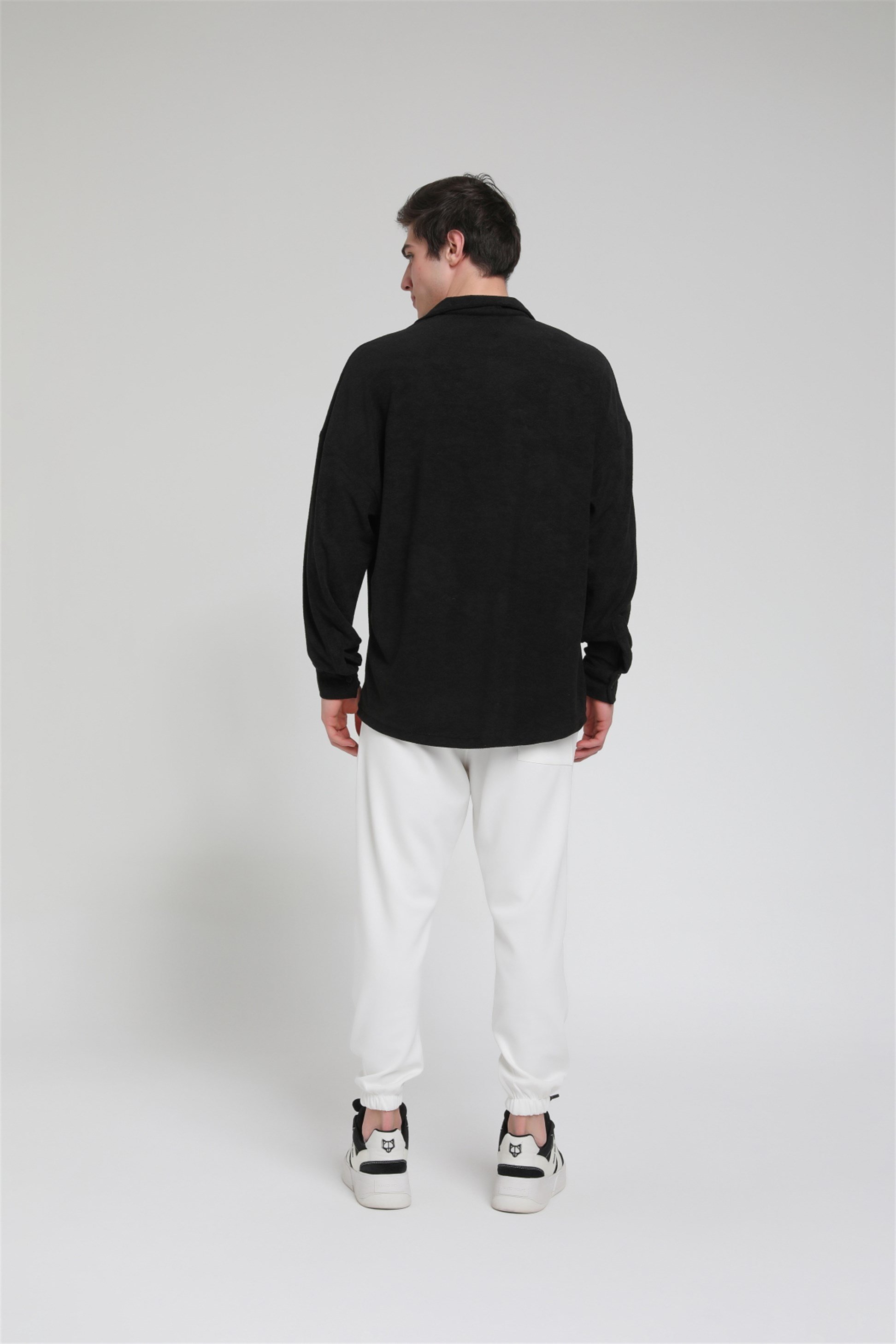 R-3583 Uzun Kol Apaş Yaka Oversize Gömlek
