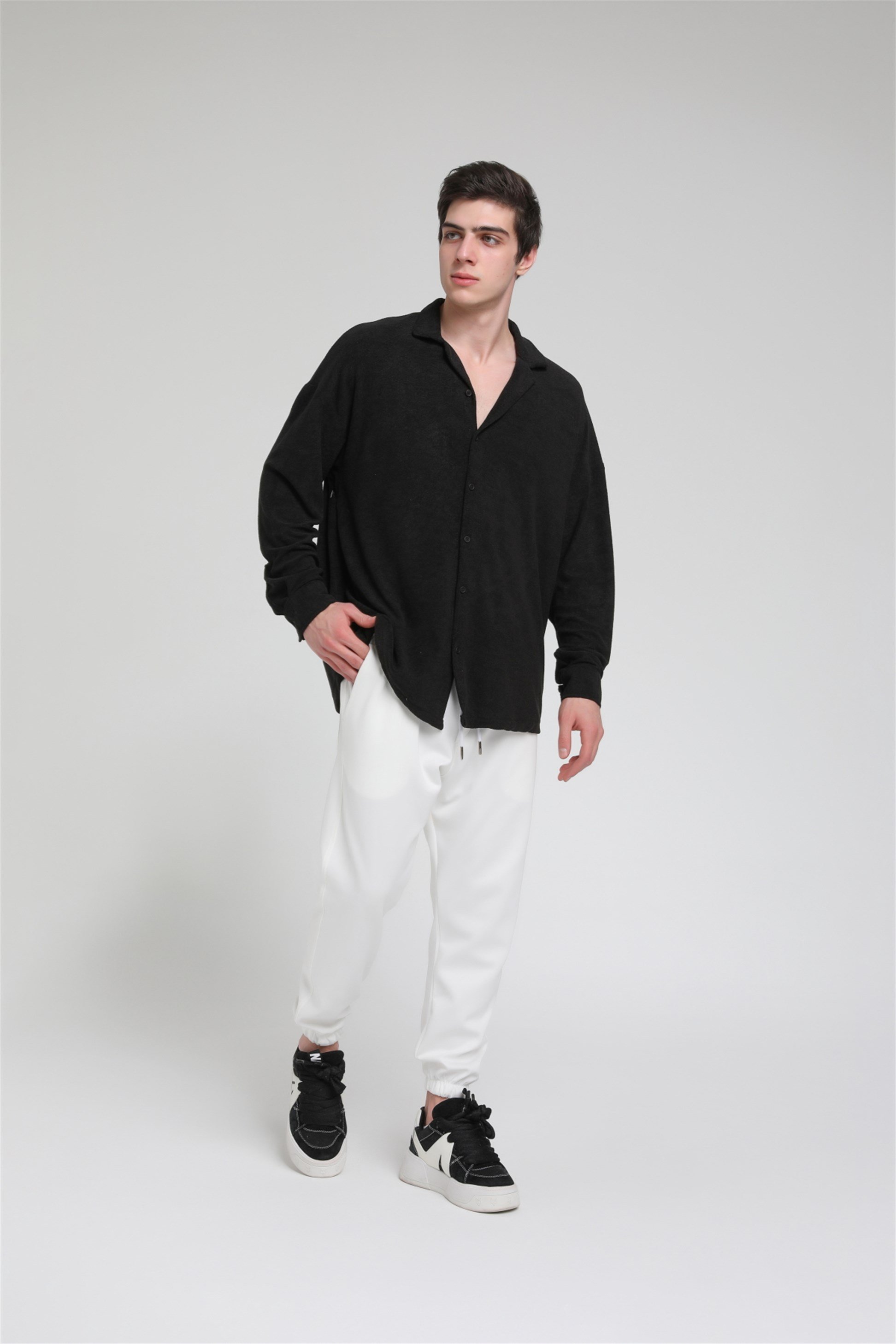 R-3583 Uzun Kol Apaş Yaka Oversize Gömlek