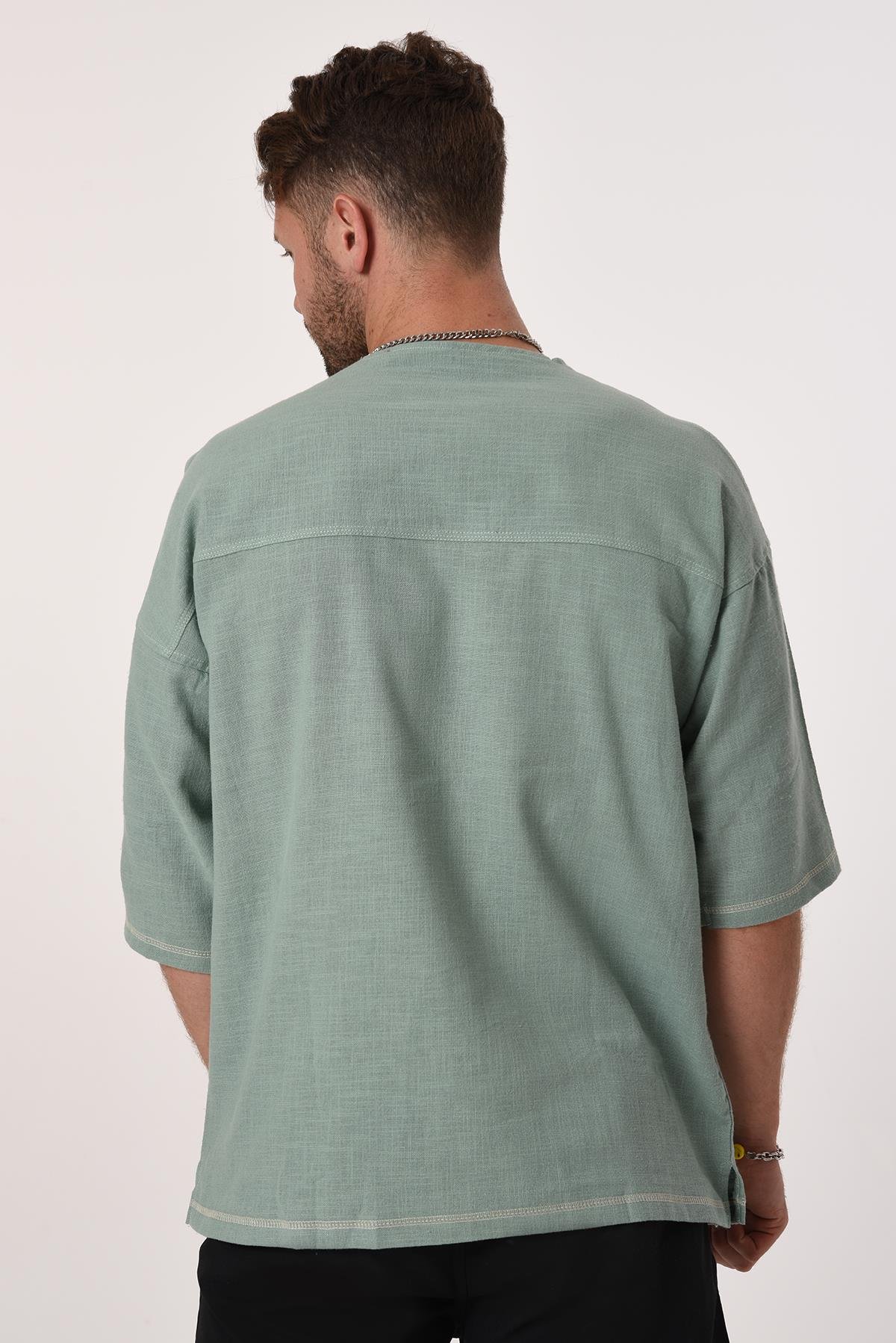 R-3703 Tek Cep Kapaklı Ayı Nakışlı Eteği Kolu Karyokalı Keten Tshirt