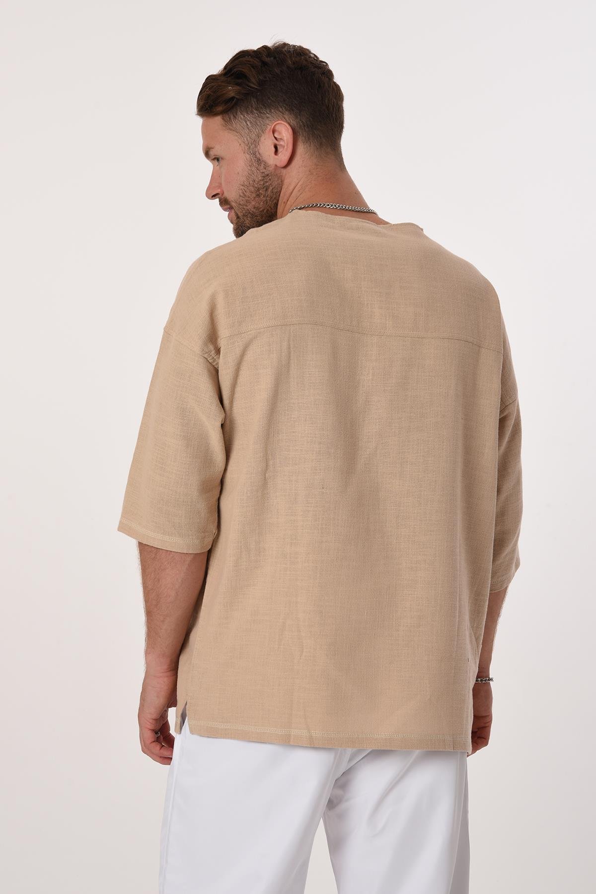 R-3703 Tek Cep Kapaklı Ayı Nakışlı Eteği Kolu Karyokalı Keten Tshirt