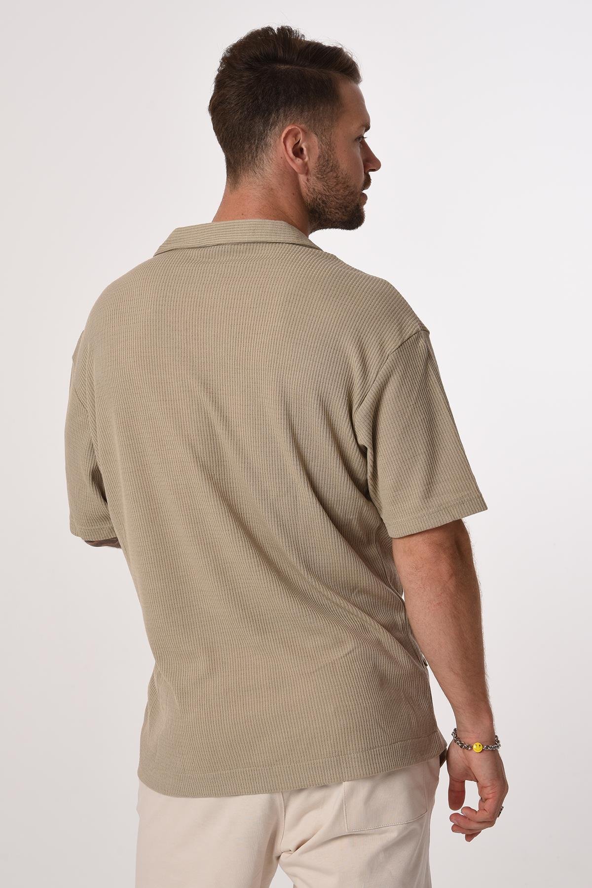 R-3711 V Polo Yakalı Çift Cepli Kaşkorse Kısa Kol Gömlek