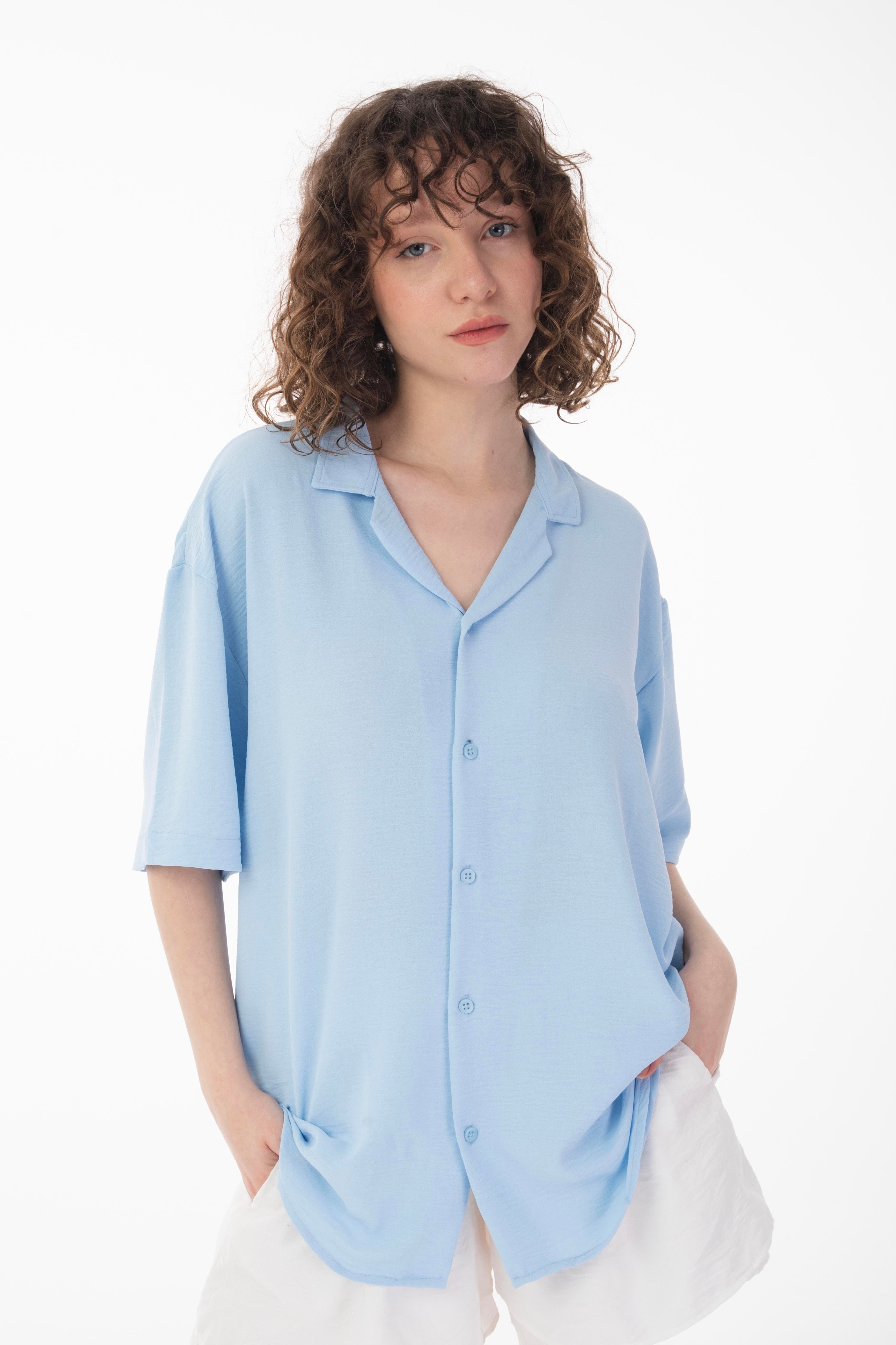 R-3737 Hafif Oversize Apaş Yaka Kısa Kol Ayrobin Gömlek