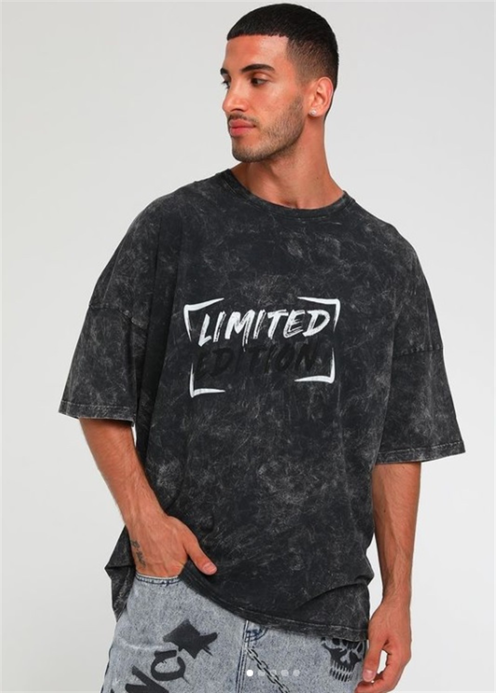 R-5209 Lımıted Yazı Baskılı Oversize Batik T-shirt