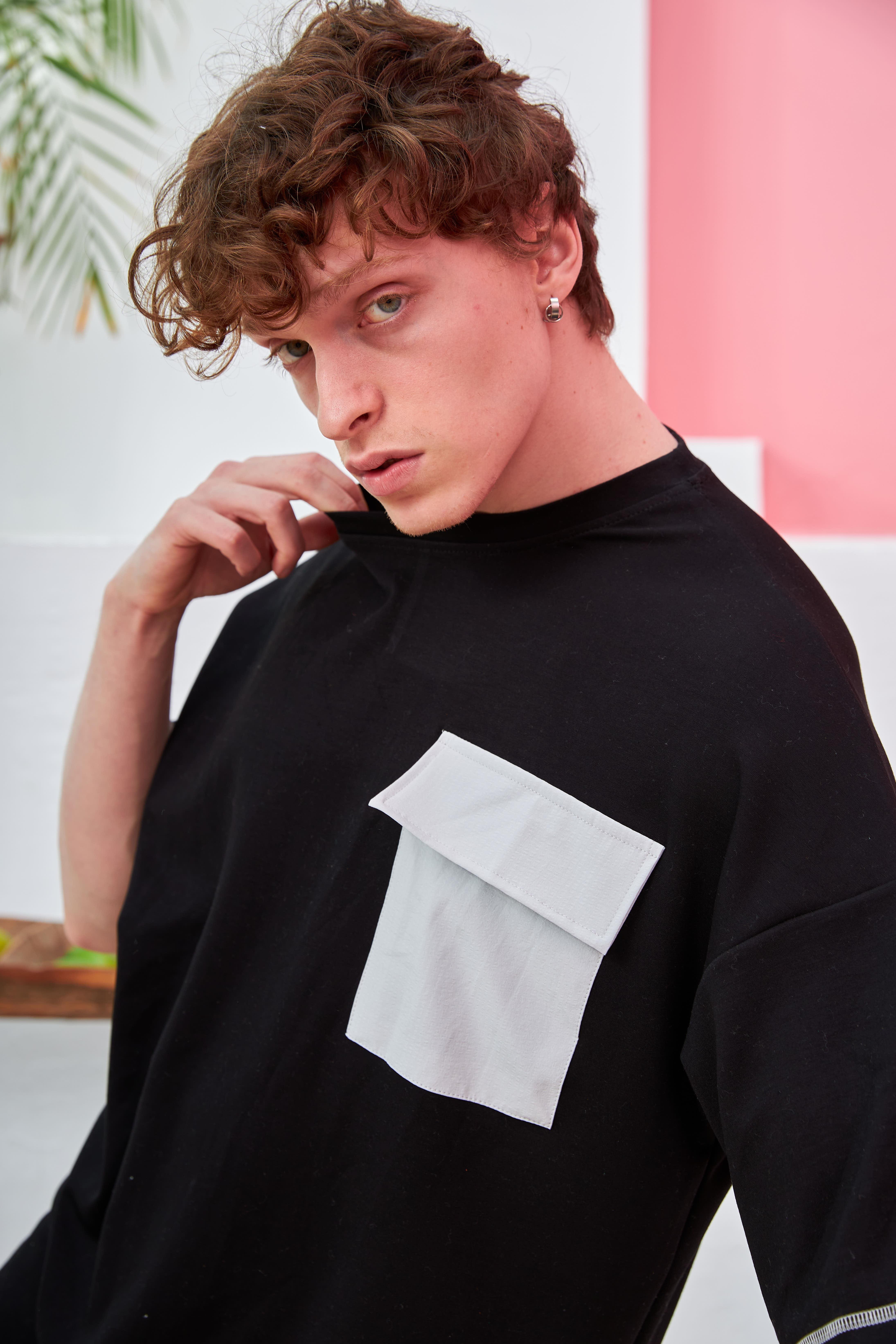 R-5547 Garni Kapaklı Cepli Karyoka Dikişli Oversize Scuba T-shirt