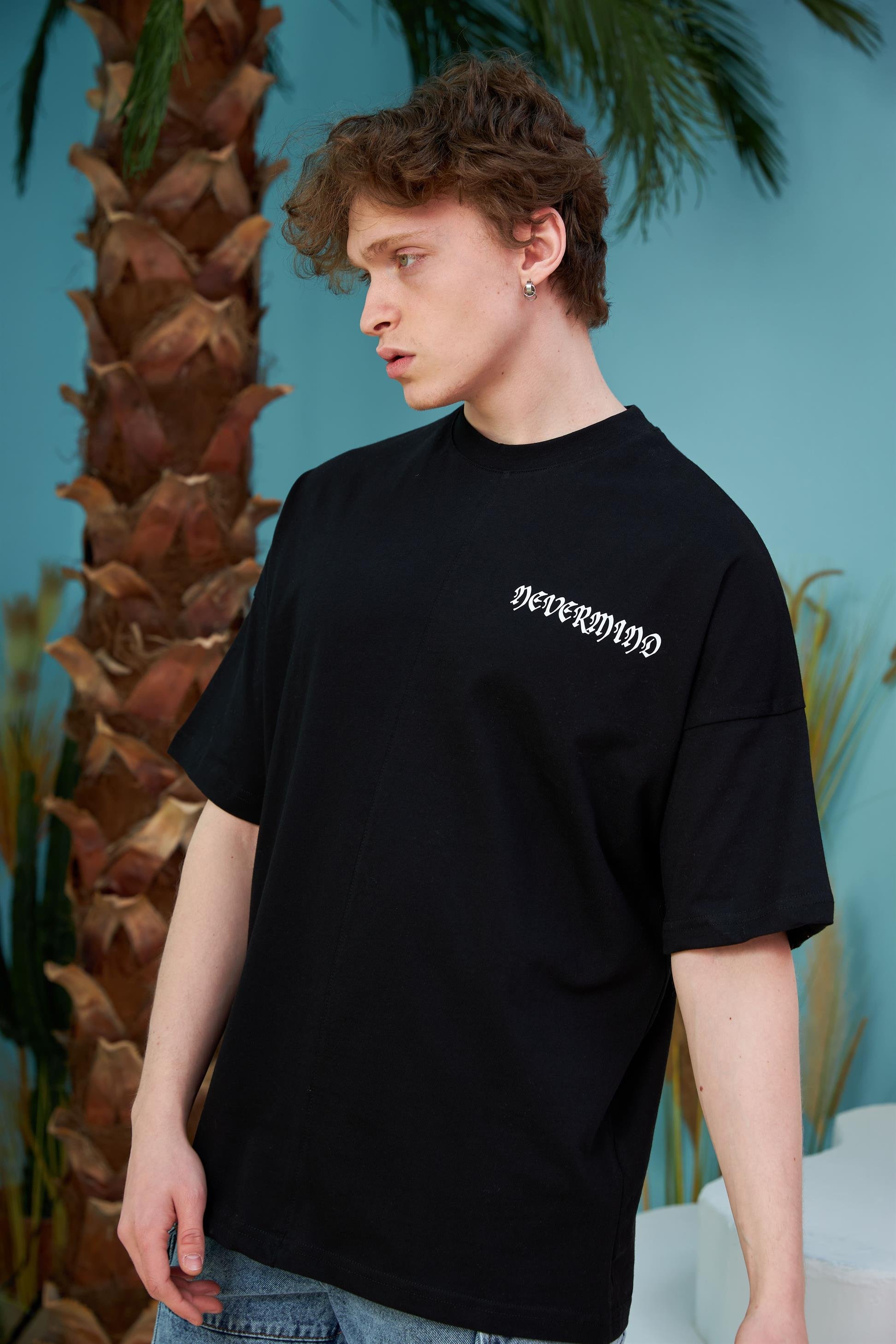 R-5558 Uzaylı Baskılı Oversize T-shirt