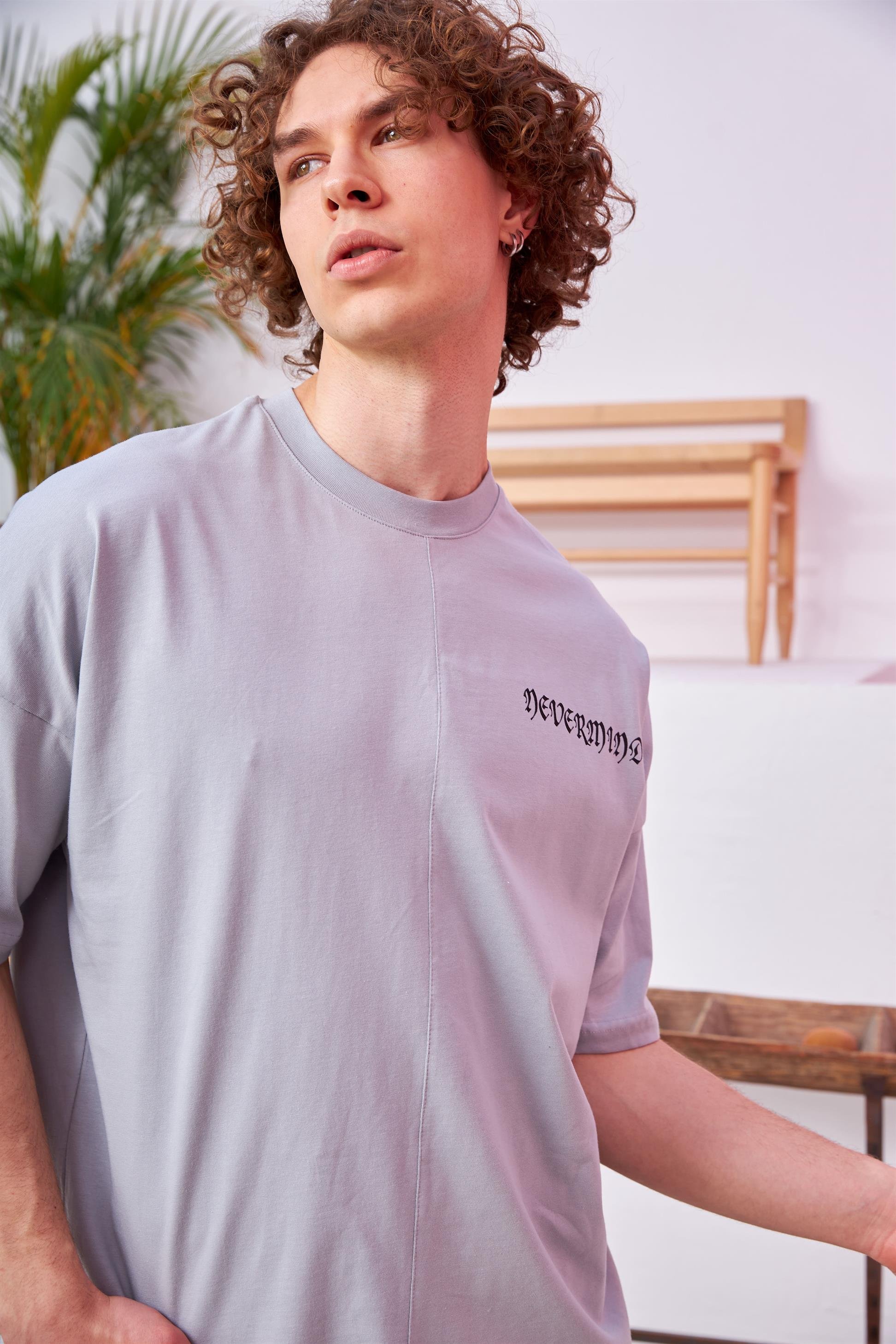 R-5558 Uzaylı Baskılı Oversize T-shirt