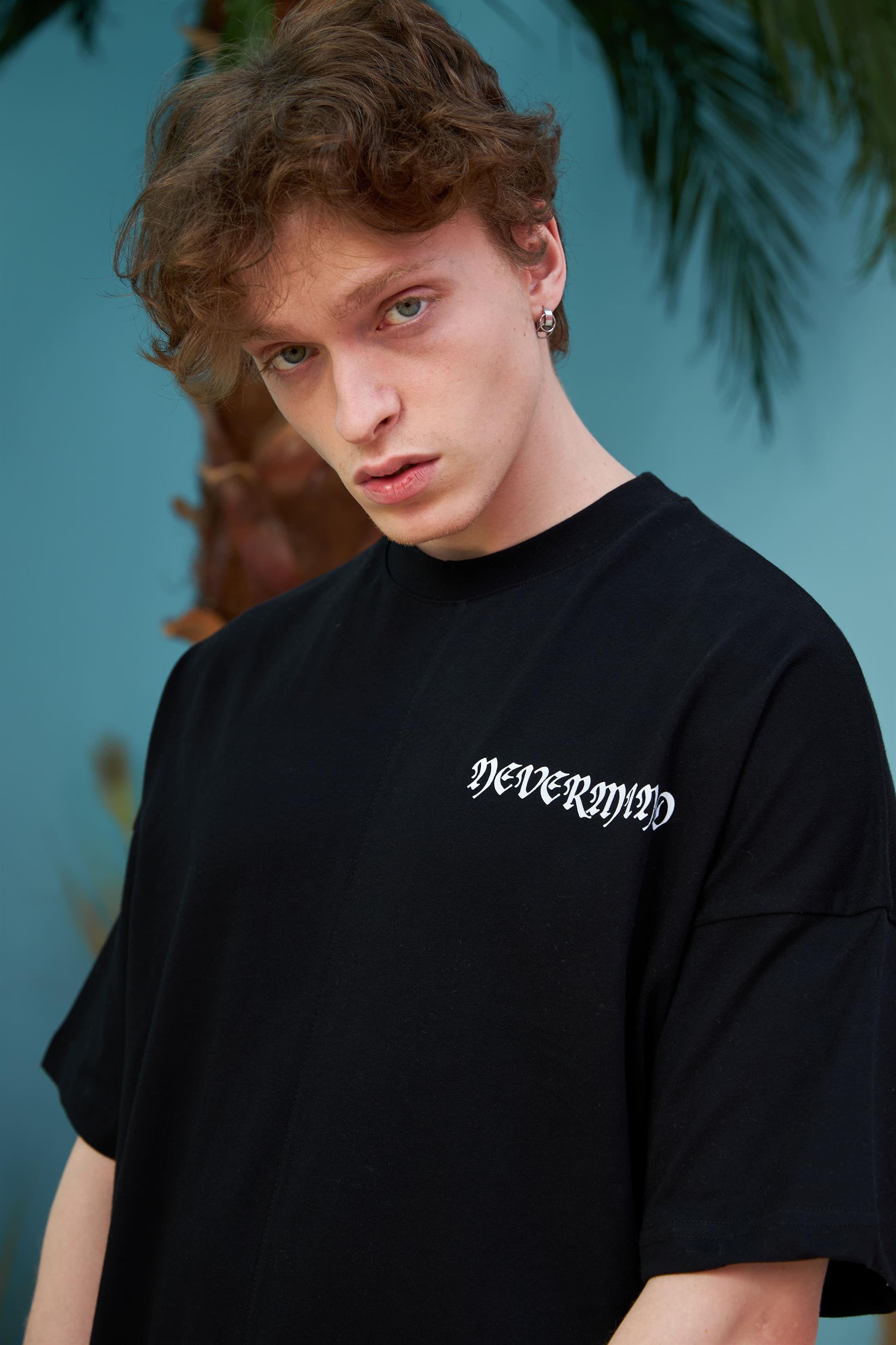 R-5558 Uzaylı Baskılı Oversize T-shirt
