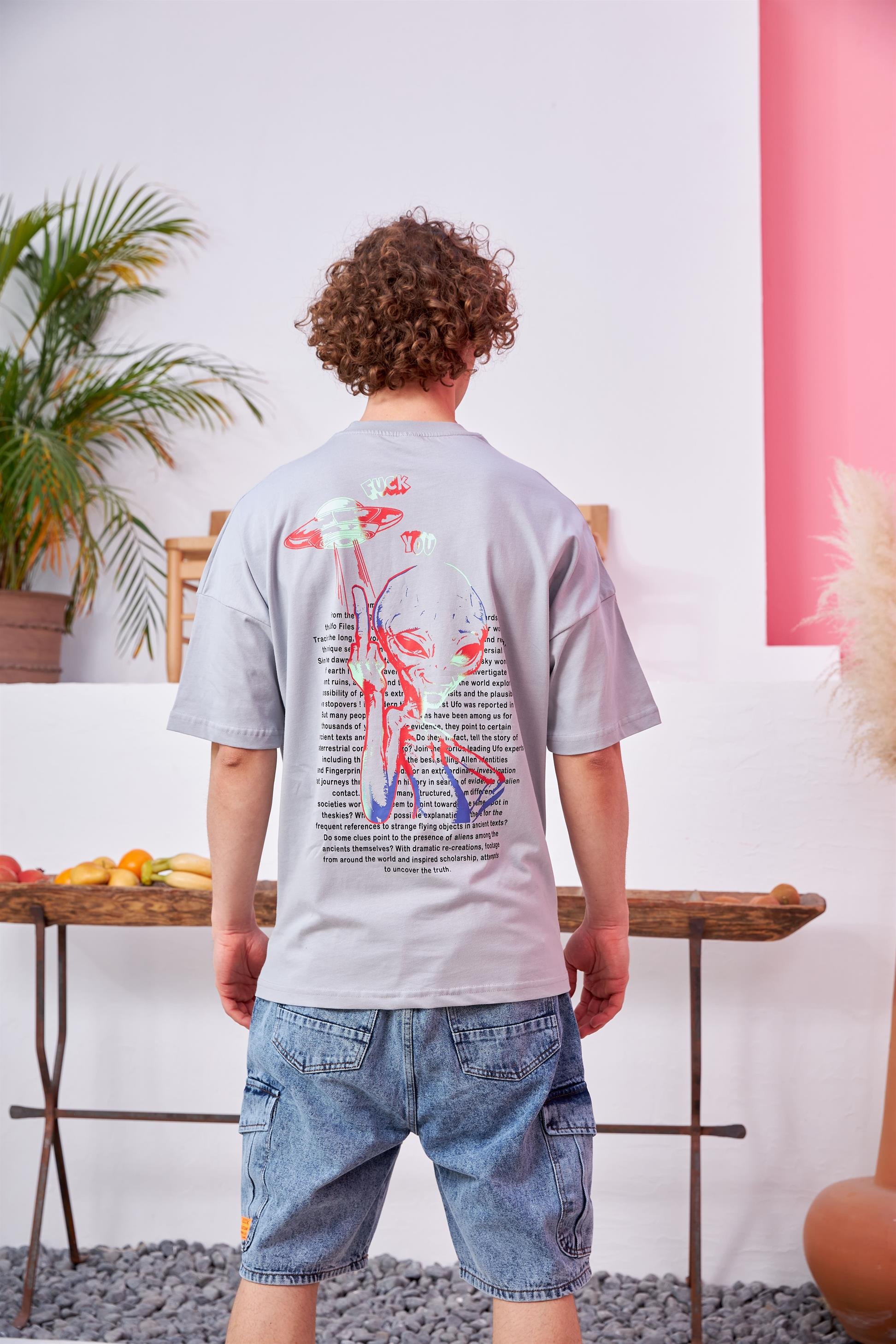 R-5558 Uzaylı Baskılı Oversize T-shirt