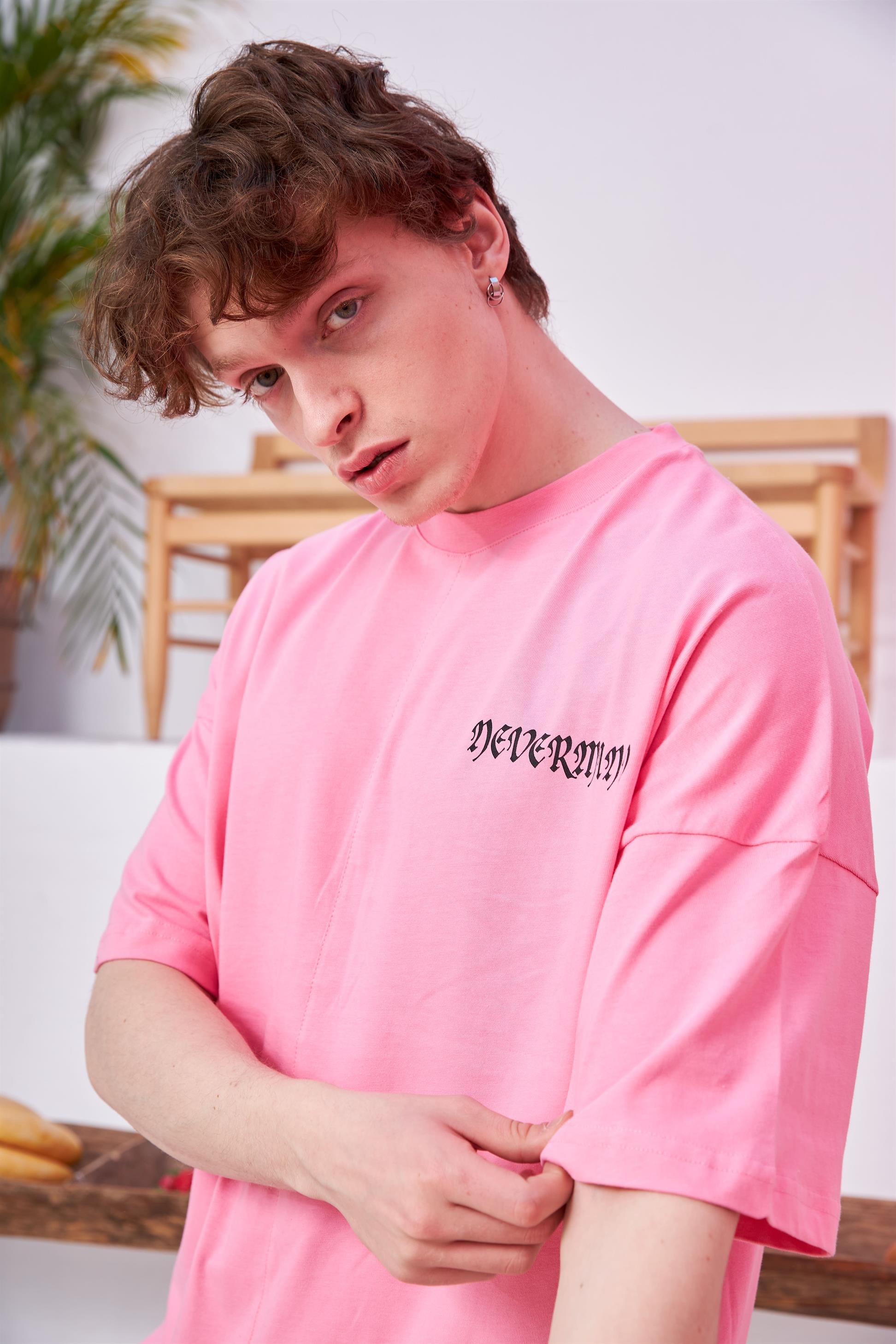 R-5558 Uzaylı Baskılı Oversize T-shirt