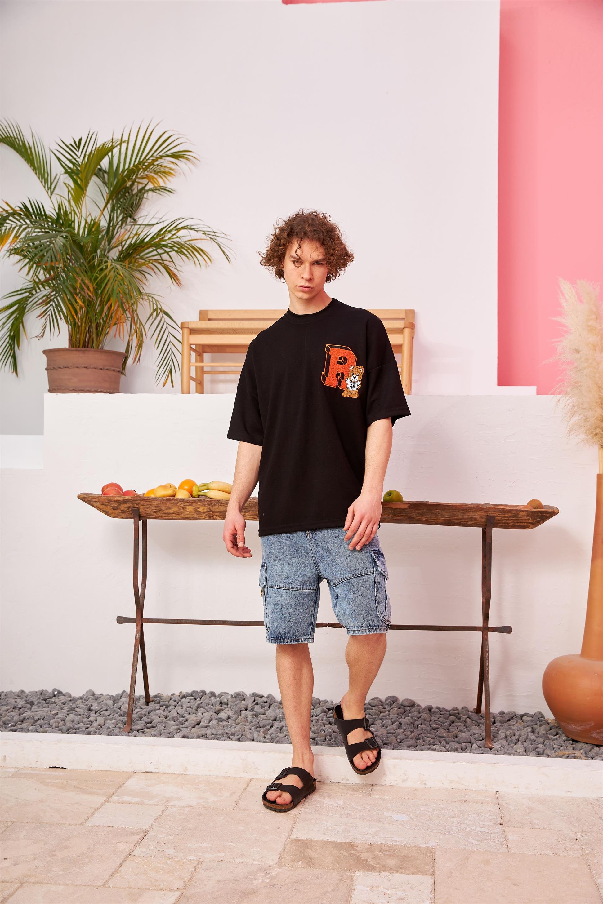 R-5582 Ayıcık Nakışlı Oversize Scuba T-shirt