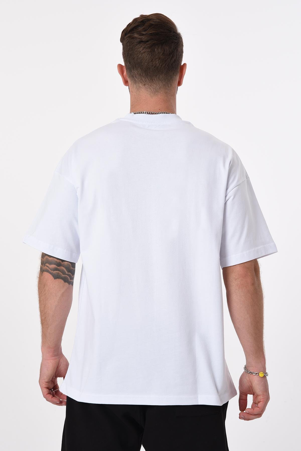 R-5592 Kroşeta Nakışlı Dverıze Oversize Tshirt