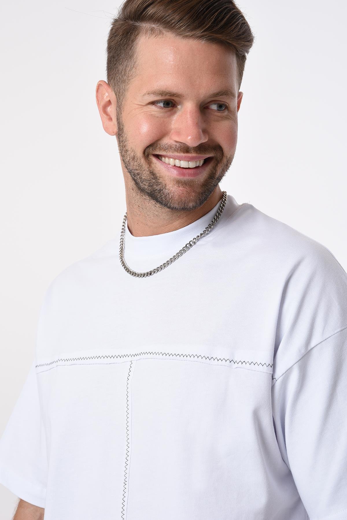 R-5592 Kroşeta Nakışlı Dverıze Oversize Tshirt