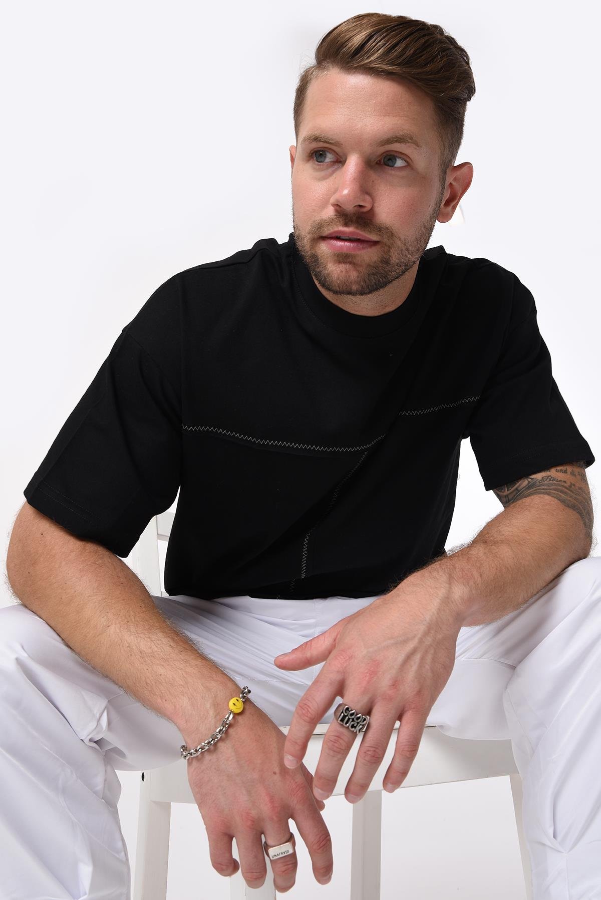 R-5592 Kroşeta Nakışlı Dverıze Oversize Tshirt