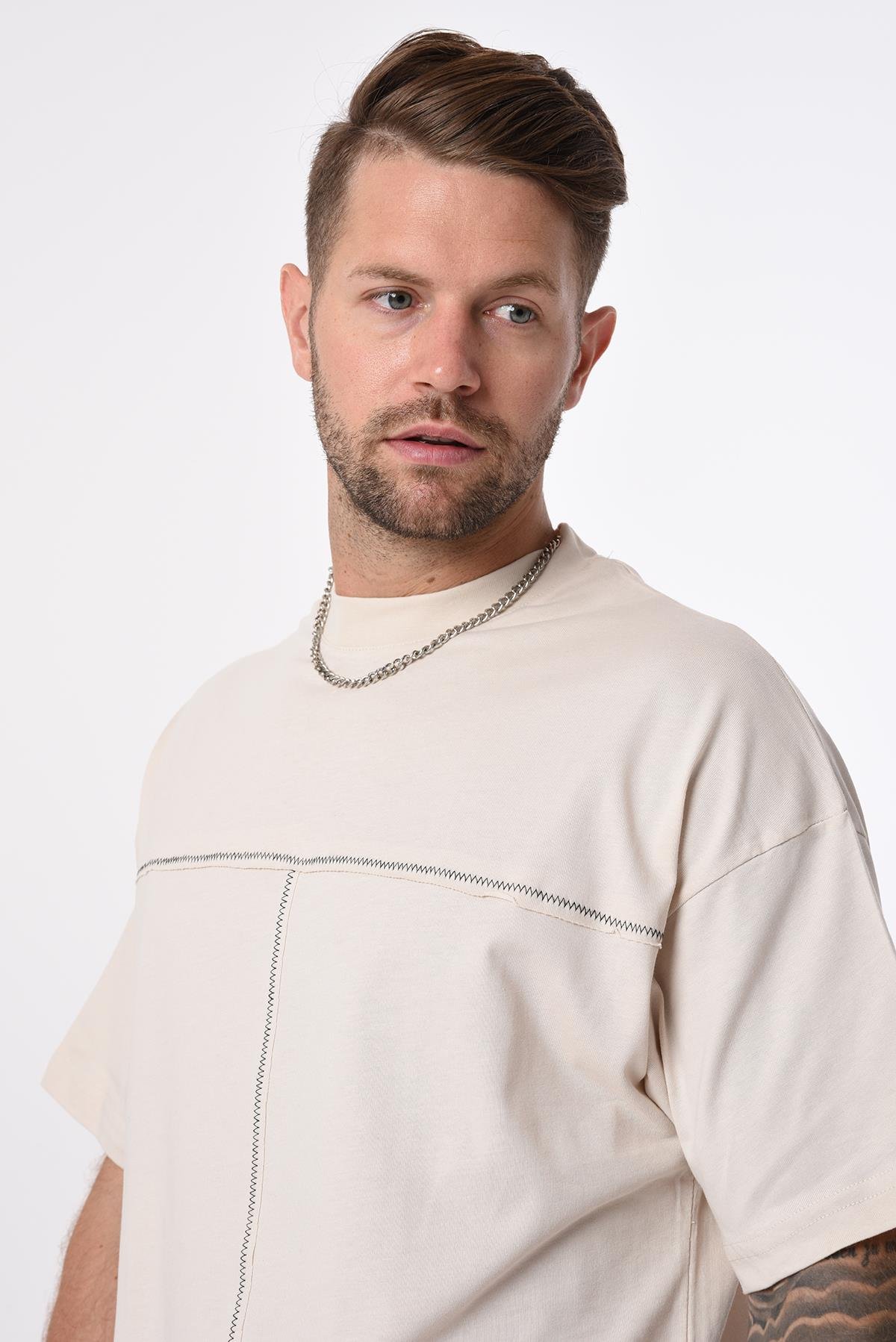 R-5592 Kroşeta Nakışlı Dverıze Oversize Tshirt