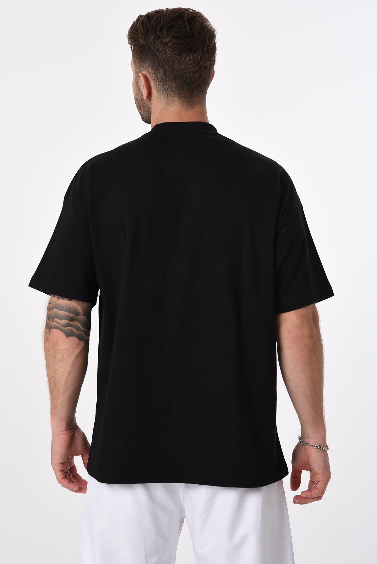 R-5592 Kroşeta Nakışlı Dverıze Oversize Tshirt