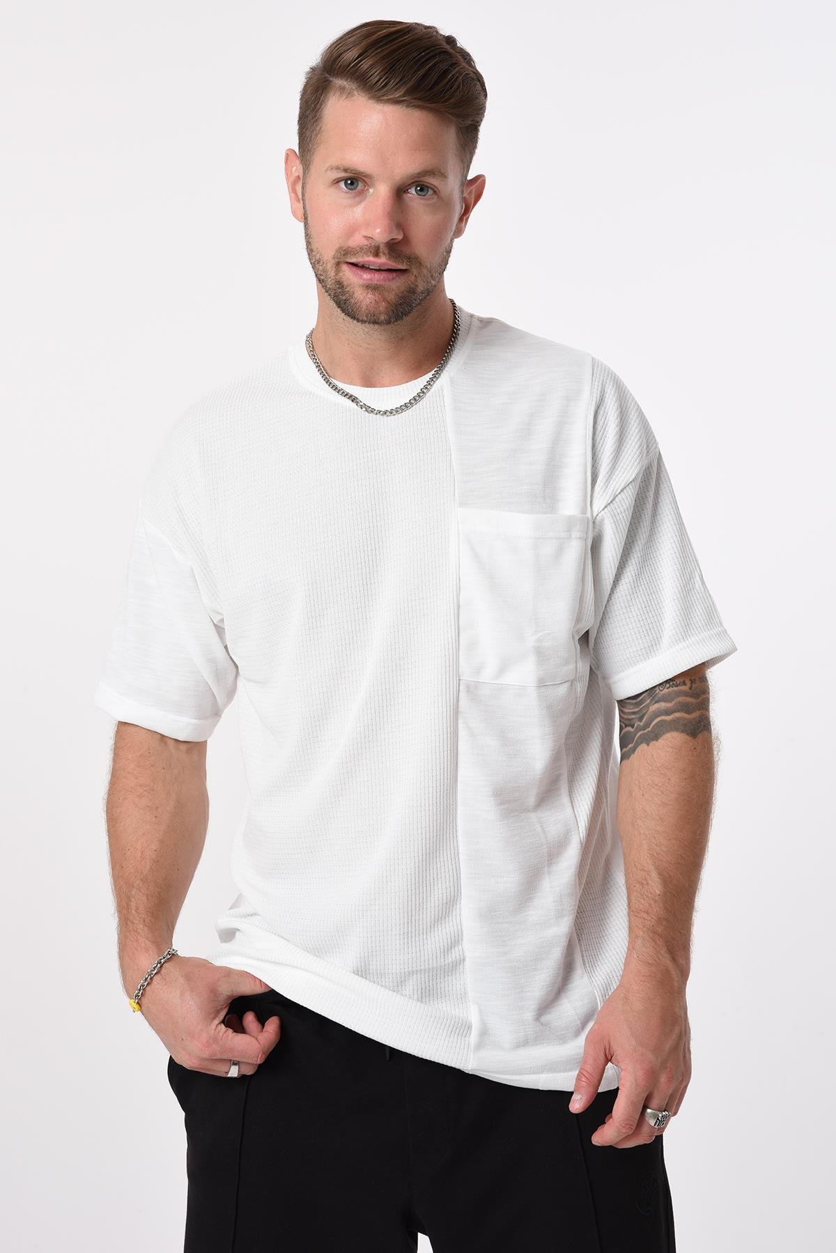 R-5632 Tek Cepli Garnili Bisiklet Yaka Yanı Yırtmaçlı Kısa Kol T-shirt