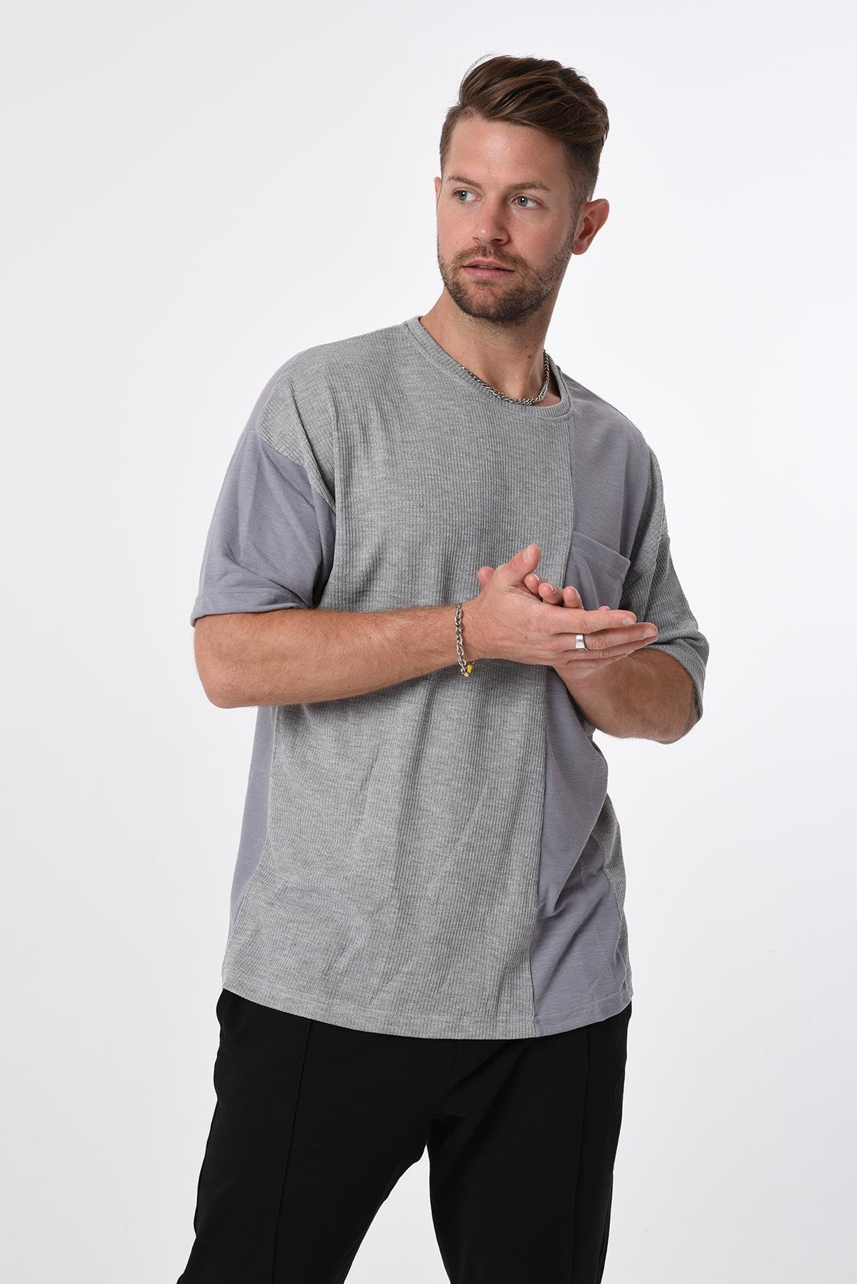 R-5632 Tek Cepli Garnili Bisiklet Yaka Yanı Yırtmaçlı Kısa Kol T-shirt