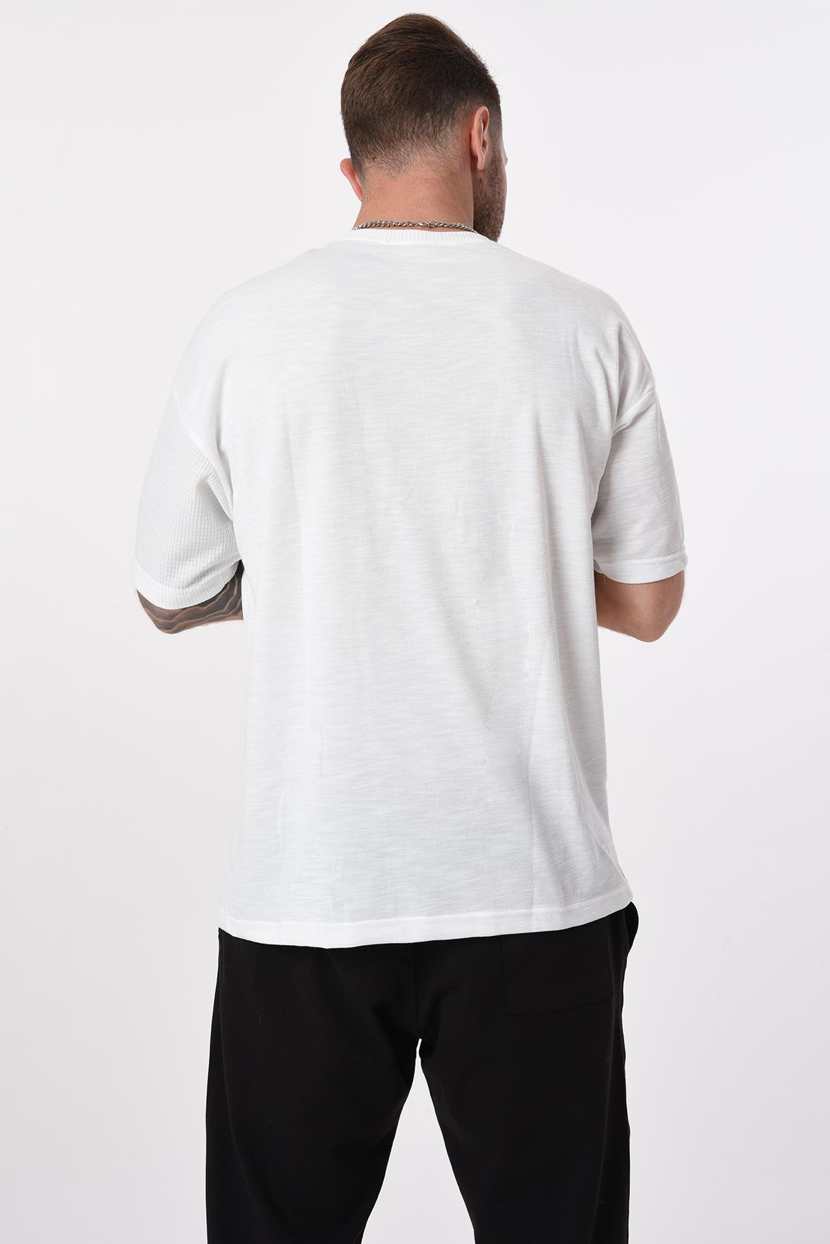 R-5632 Tek Cepli Garnili Bisiklet Yaka Yanı Yırtmaçlı Kısa Kol T-shirt