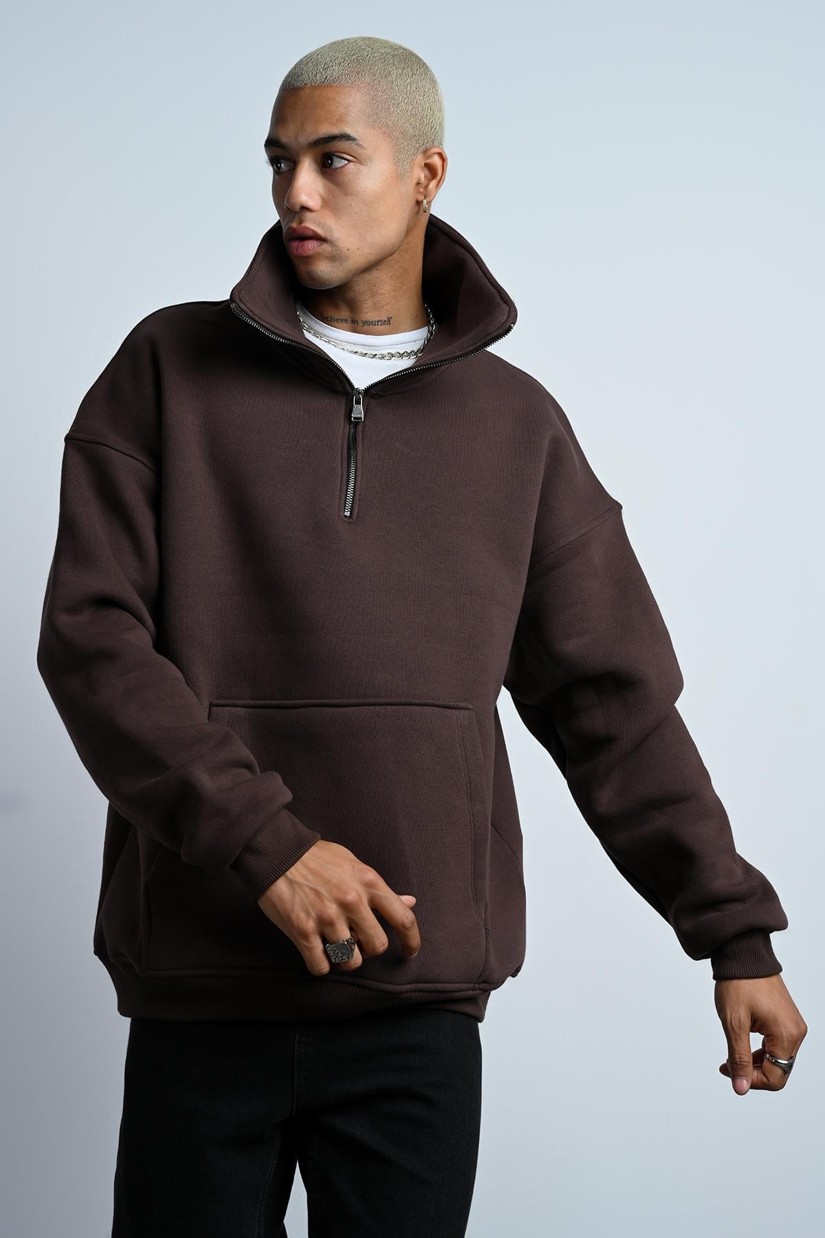 R-5672 Erkek Kanguru Cep Yarım Fermuar Detaylı 3 İplik Sweat