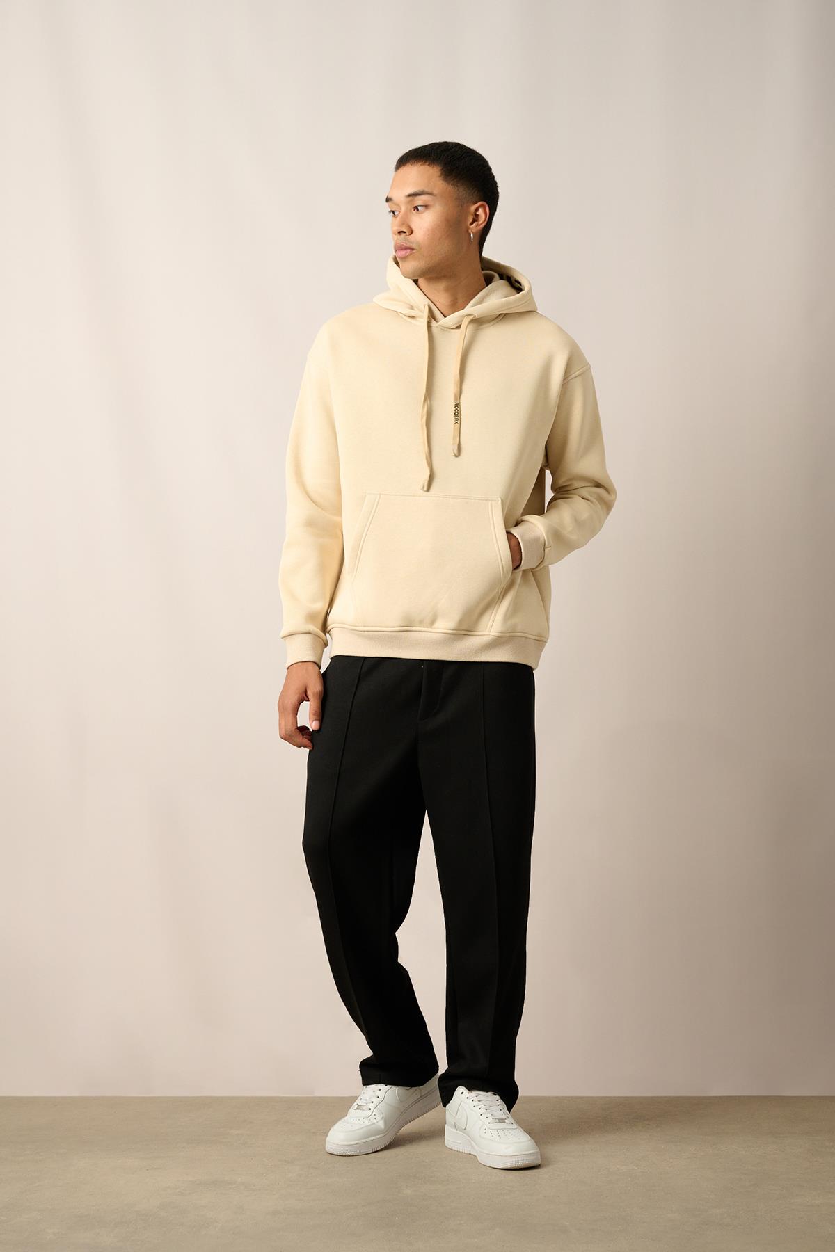 R-5841 Kapüşon Nakış Detaylı Üç İplik Şardonlu Sweat