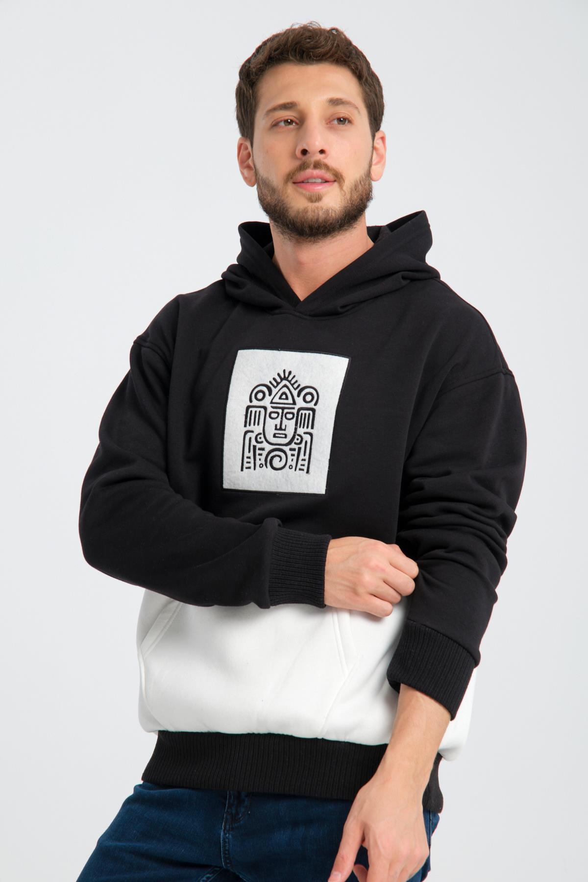R-5846 Önü Armalı Beden Garnili Kapüşonlu Sweat