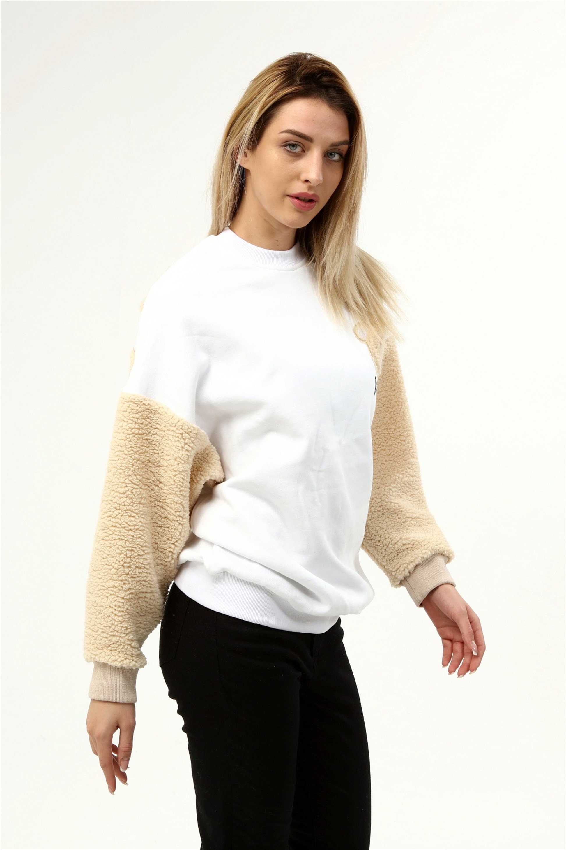 Üç İplik Kolu Peluş Ayıcıklı Oversize Sweatshirt  Q-5483