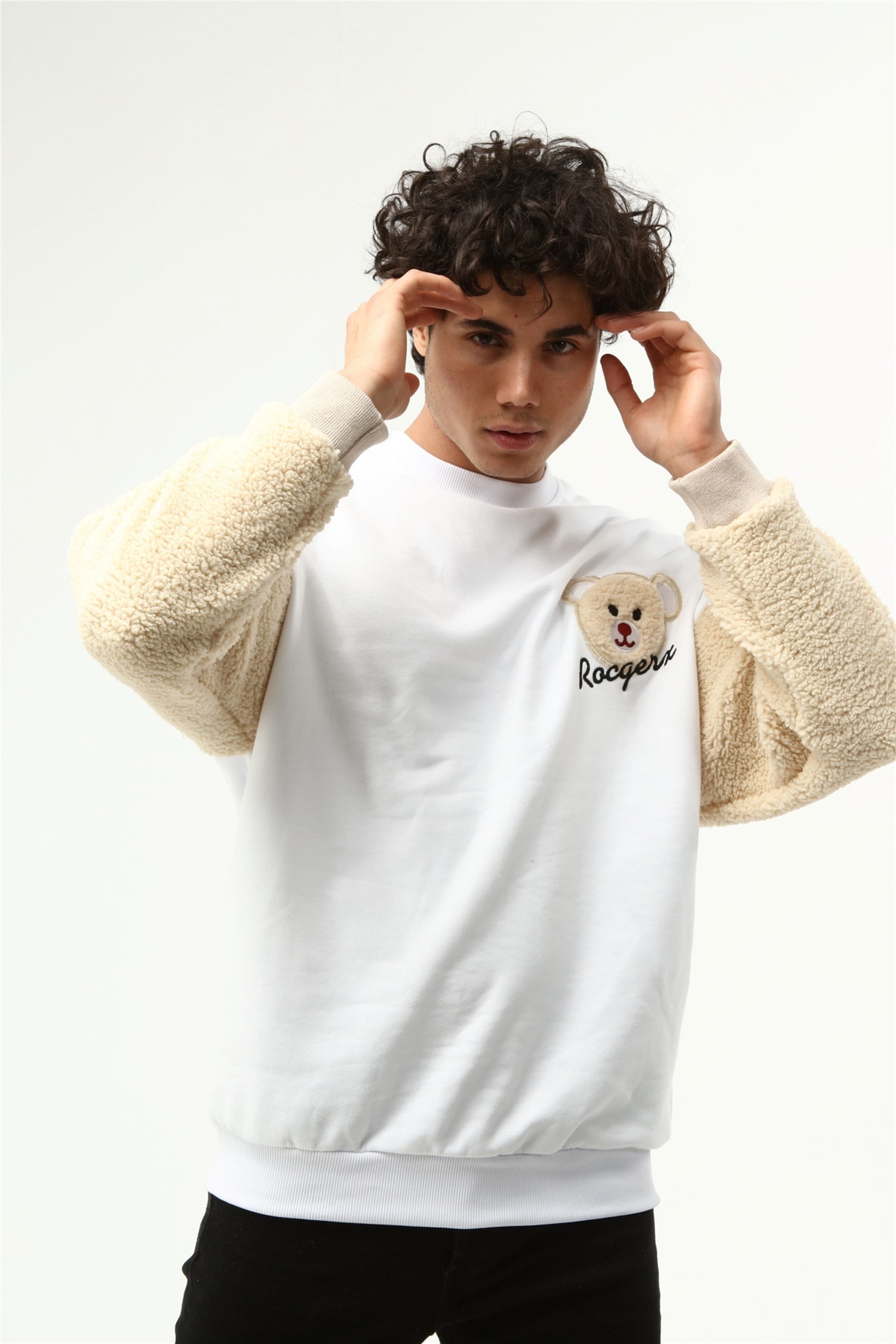 Üç İplik Kolu Peluş Ayıcıklı Oversize Sweatshirt  R-5483