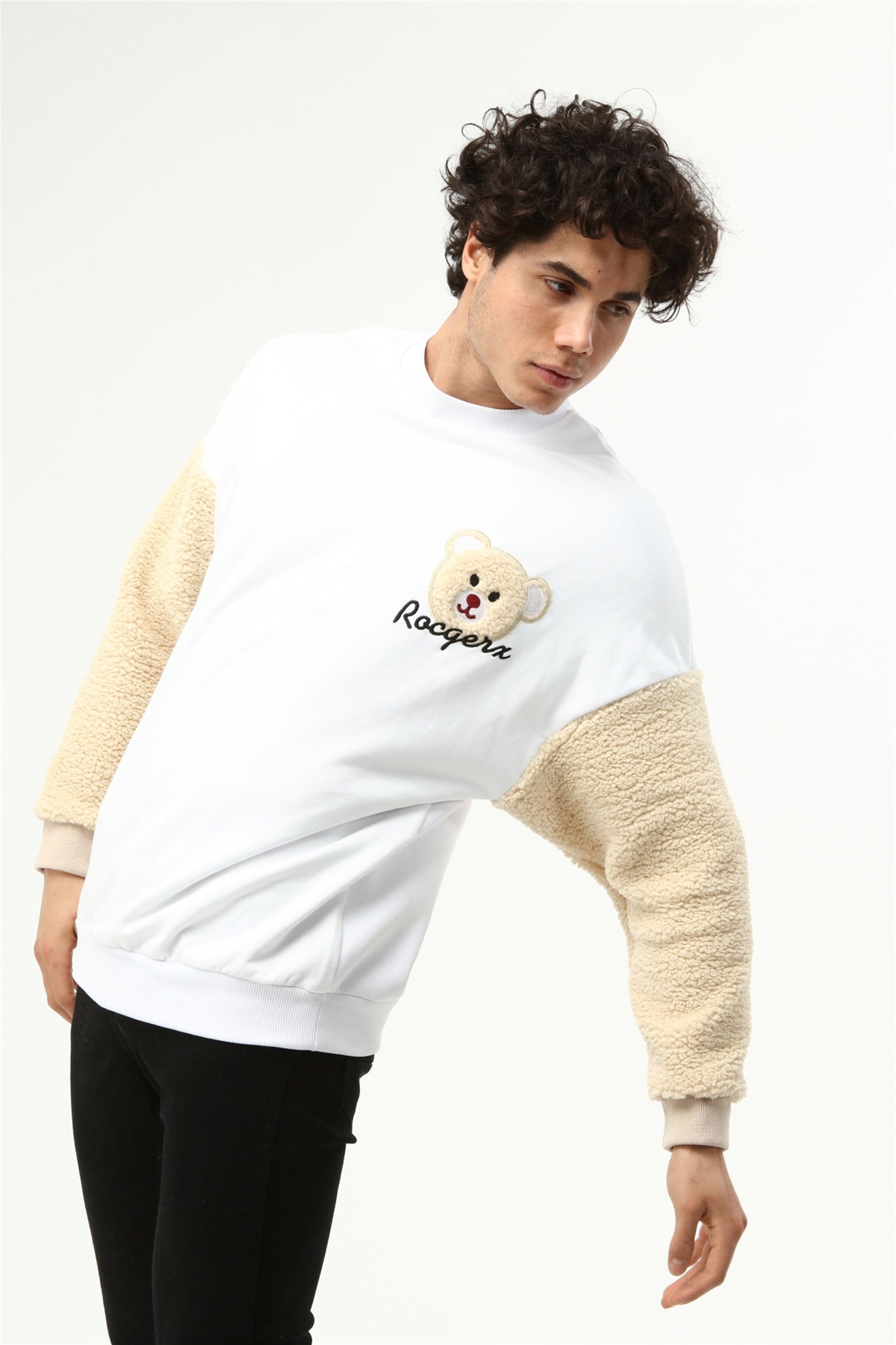Üç İplik Kolu Peluş Ayıcıklı Oversize Sweatshirt  R-5483