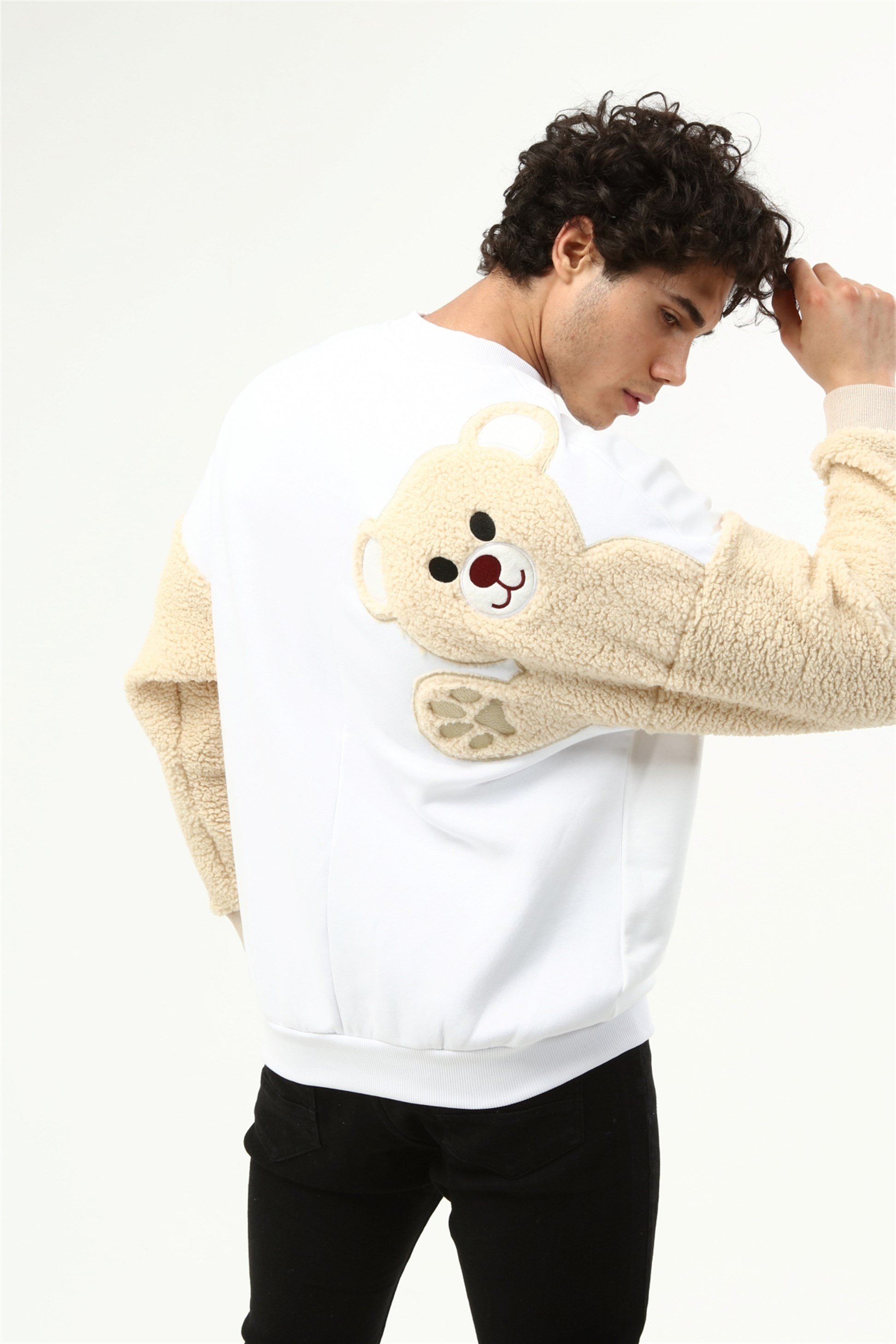 Üç İplik Kolu Peluş Ayıcıklı Oversize Sweatshirt  R-5483