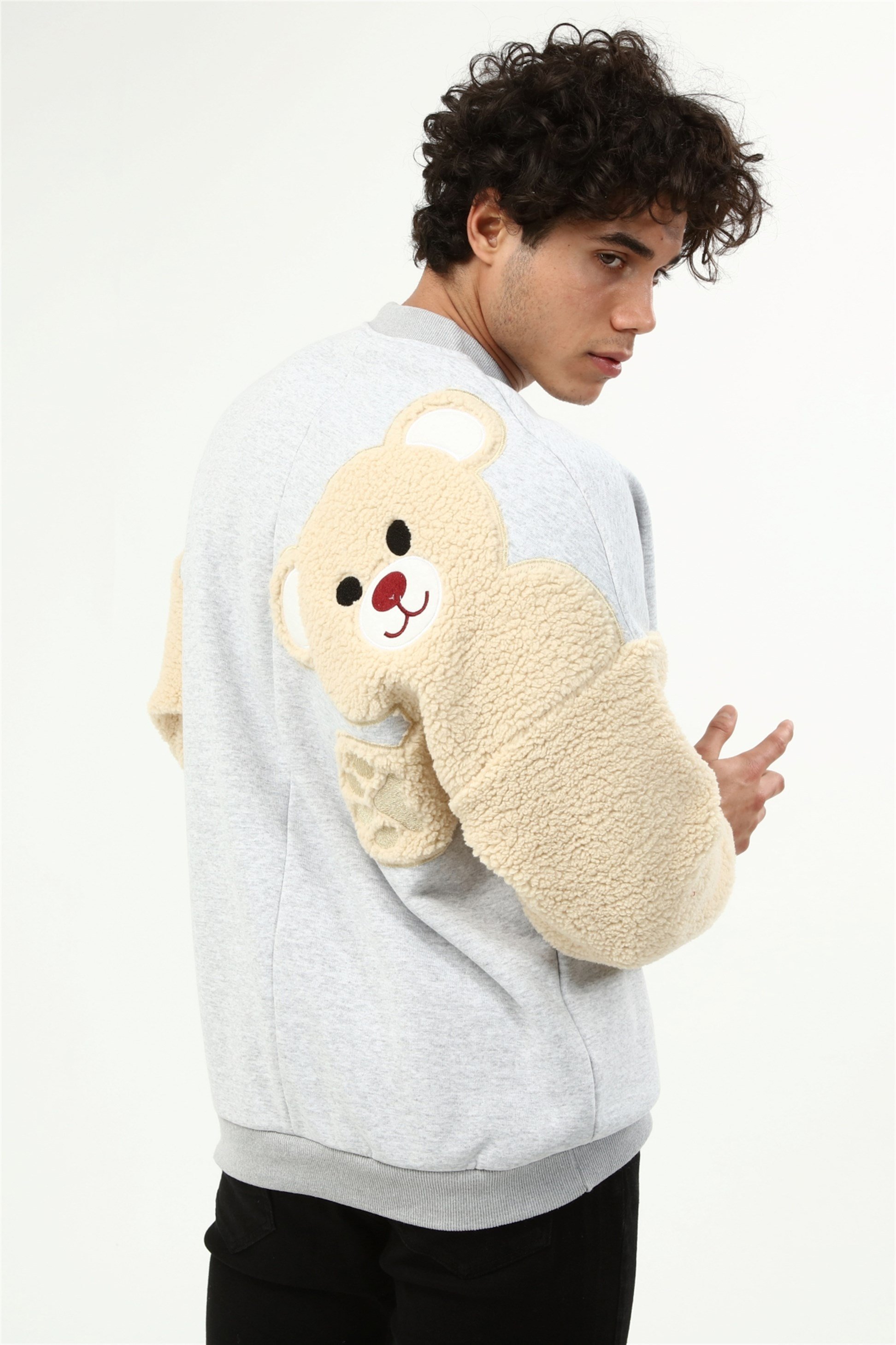 Üç İplik Kolu Peluş Ayıcıklı Oversize Sweatshirt  R-5483