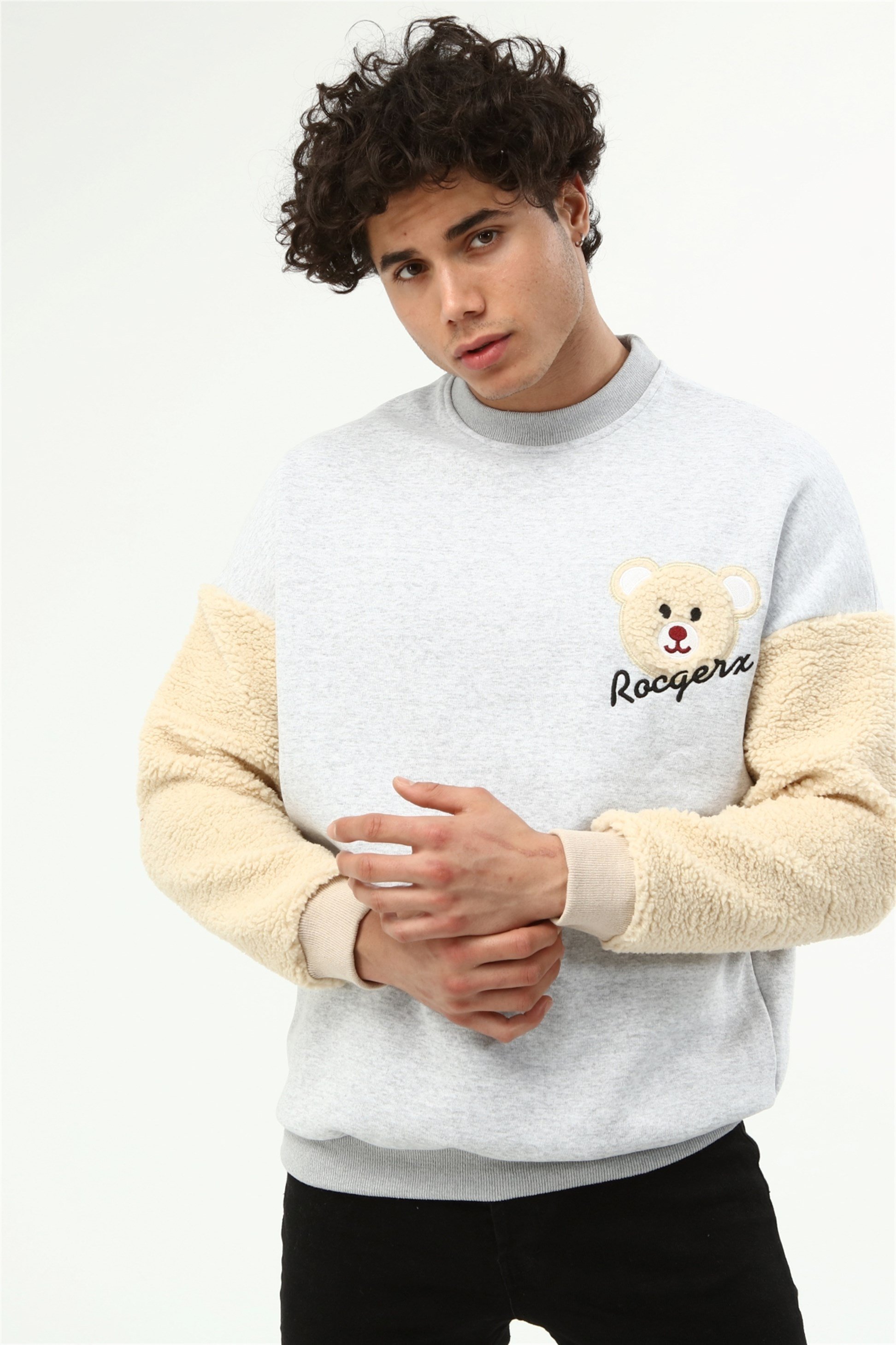 Üç İplik Kolu Peluş Ayıcıklı Oversize Sweatshirt  R-5483