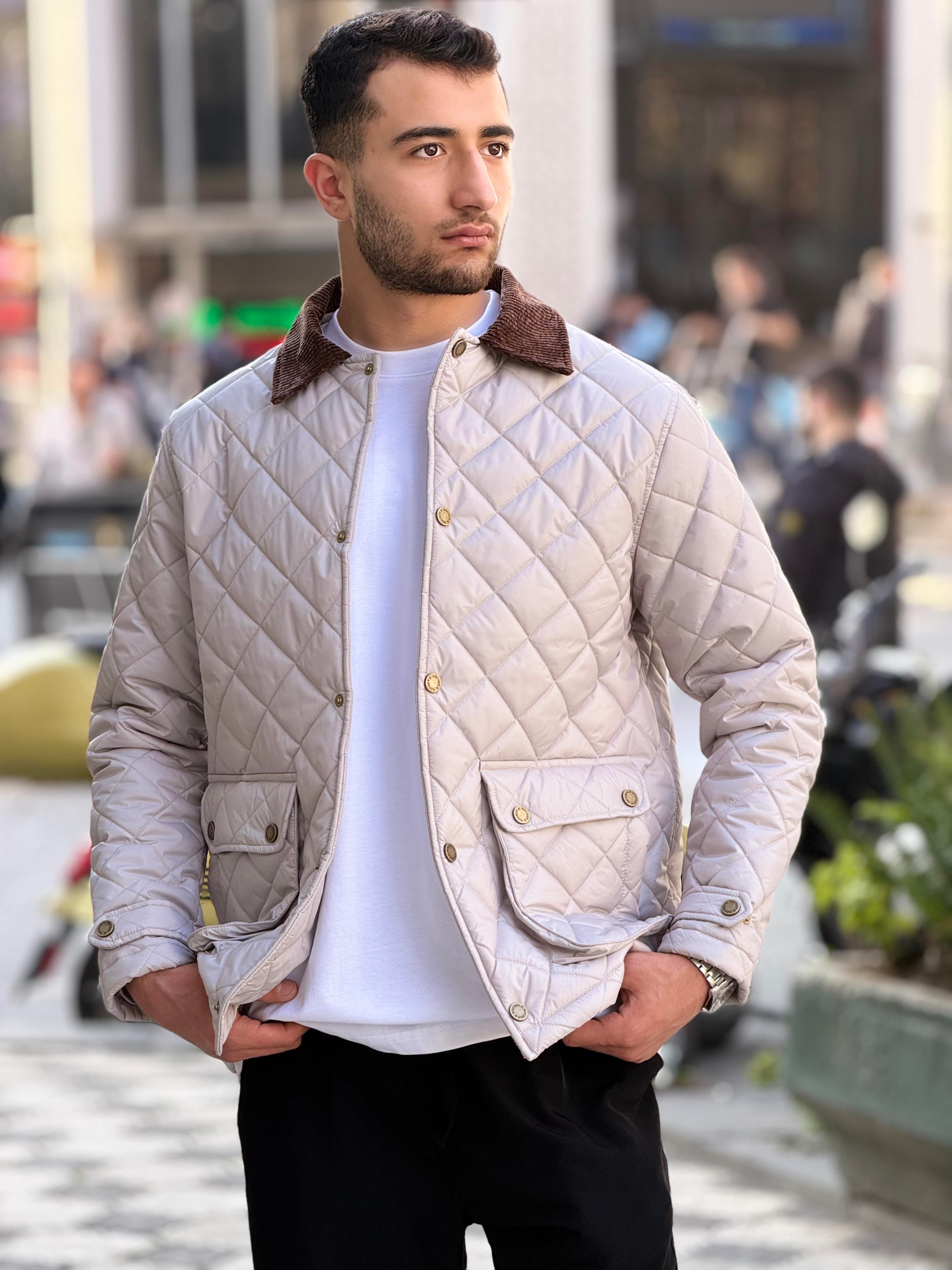 X-2033 Yaka Garni Detaylı Astarlı Kapitone Mont