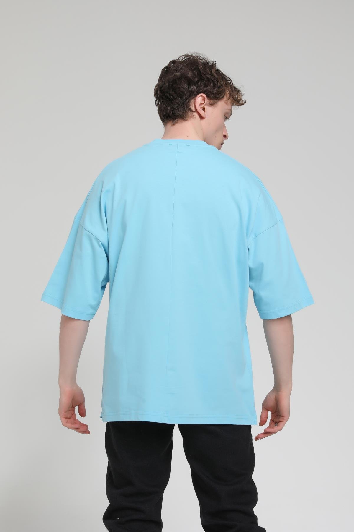 Yan Yırtmaç Detaylı Oversize Basic T-shirt  R-5543