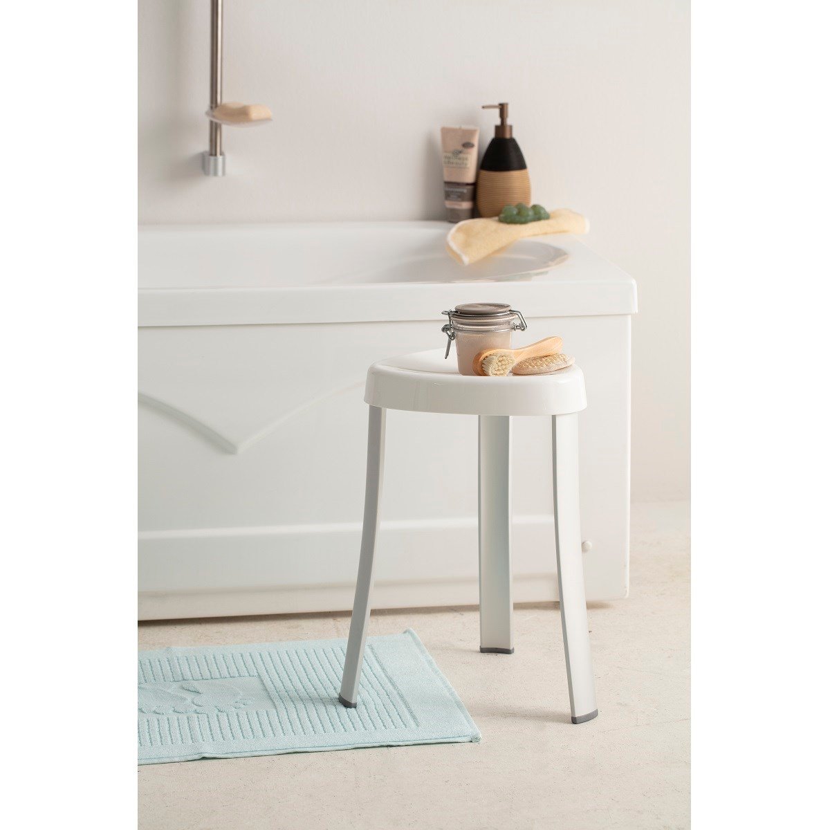 Primanova Banyo Taburesi Alüminyum BeyazBanyo Güvenlik Ürünleri&Yardımcı MaddelerAnsan