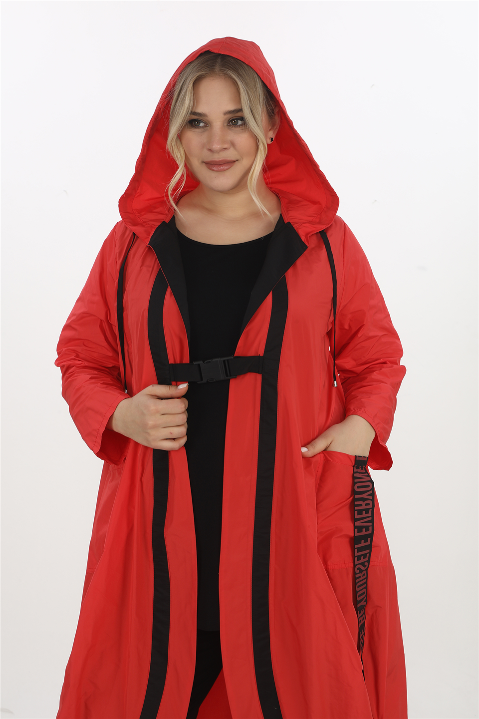 22067 ŞERİT DETAYLI YAĞMURLUK