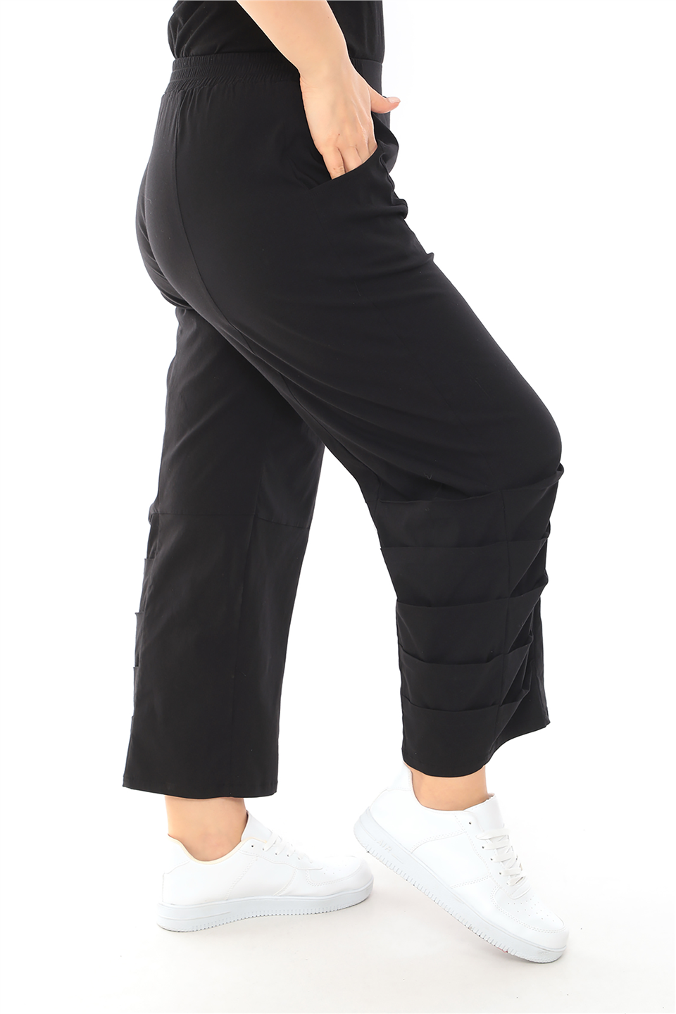 23002 PAÇALARI PİLELİ LİKRALI PANTOLON
