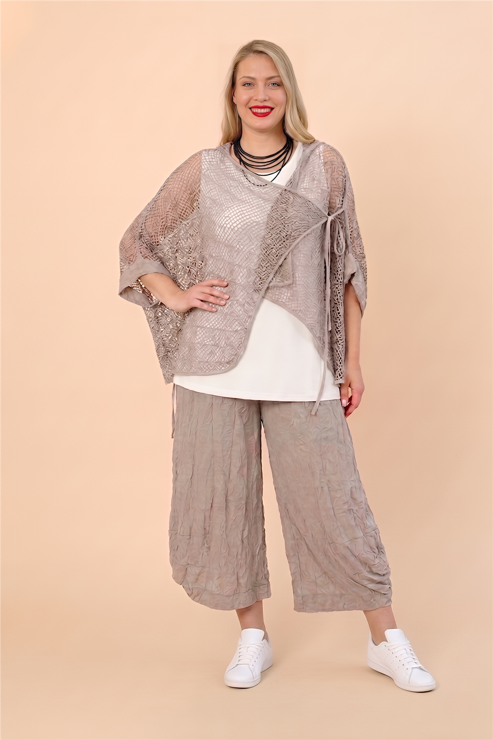 24074 ÖRME  GARNİLİ FİLE CEKET