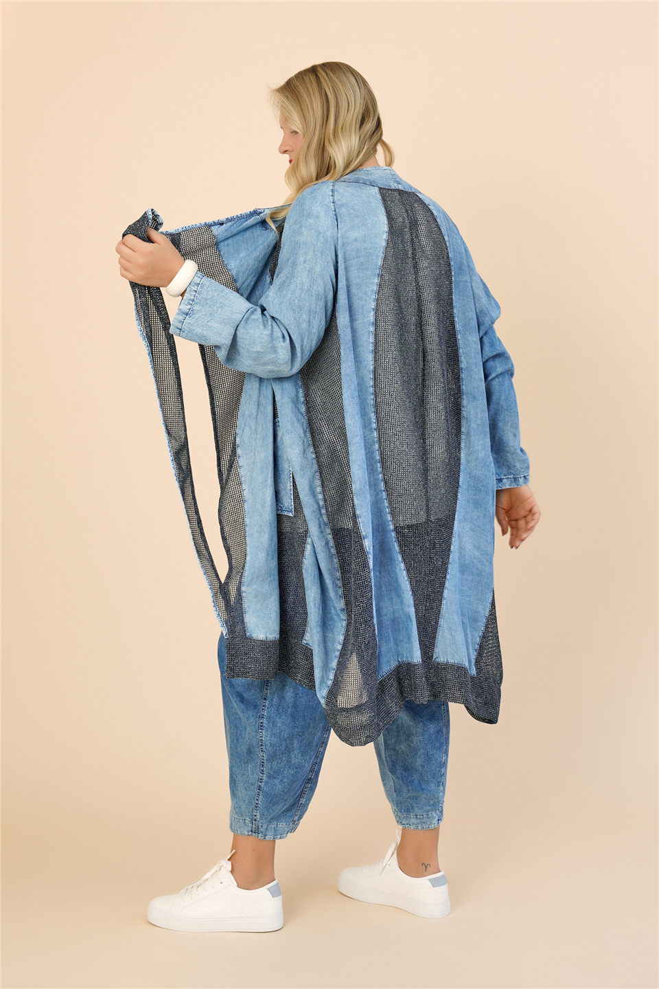24263 % 100 TENCEL JEAN ASİMETRİK KESİM FİLE GARNİLİ CEKET