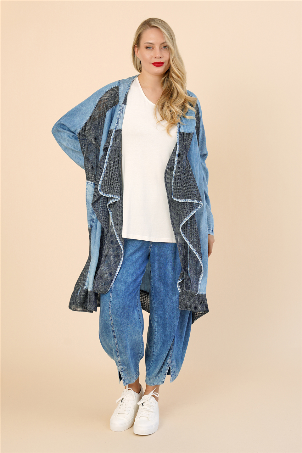 24263 % 100 TENCEL JEAN ASİMETRİK KESİM FİLE GARNİLİ CEKET