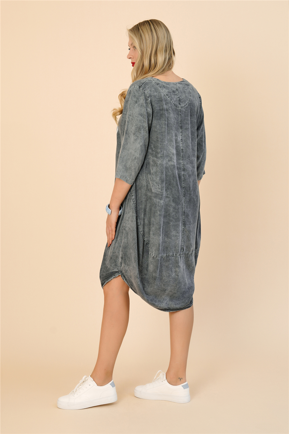 25163 % 100 TENCEL JEAN BASKILI ELBİSE
